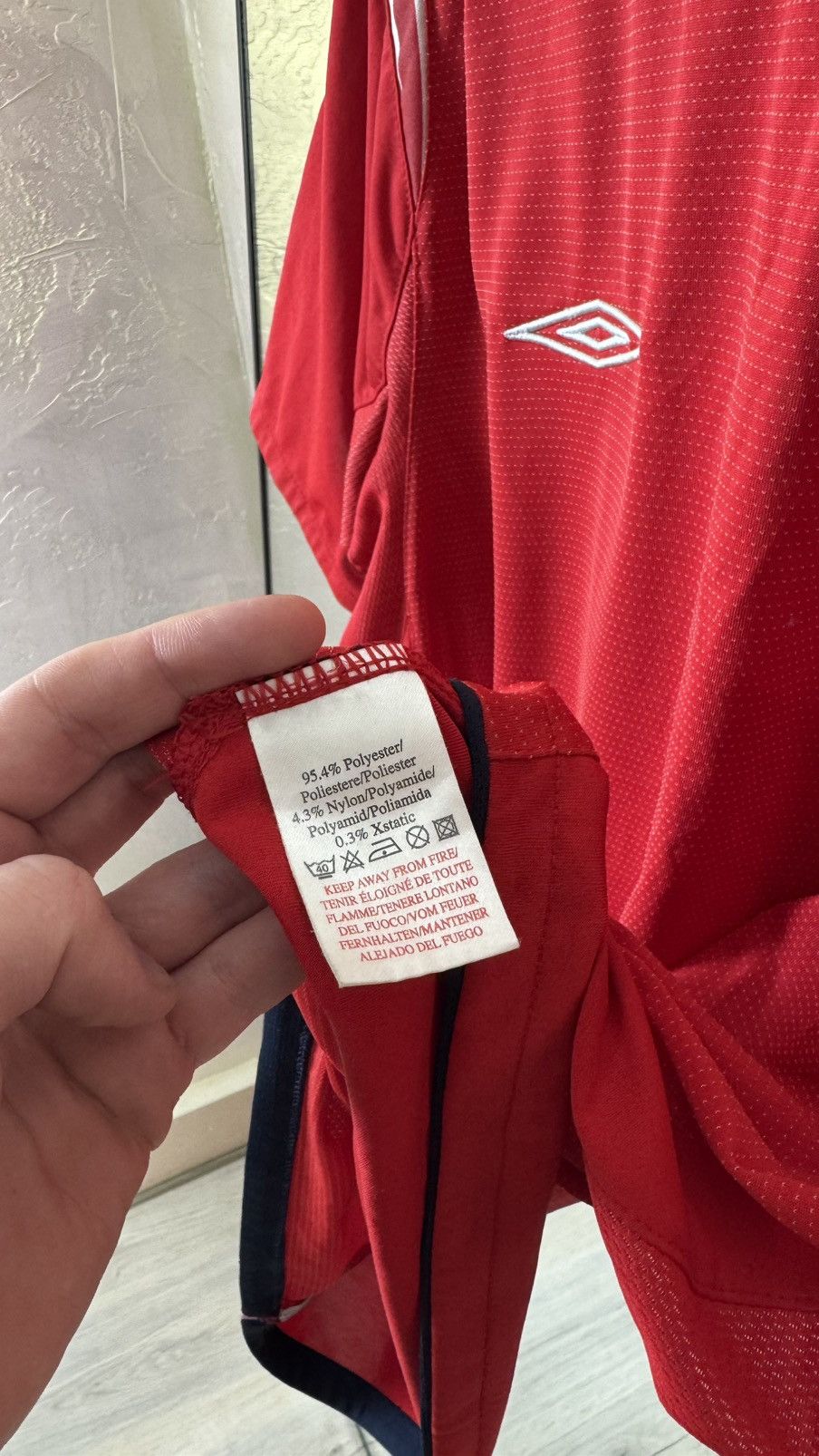 Umbro England Away 2004-06 Umbro Vapa-Tech Jersey | St George Deta Size US M / EU 48-50 / 2 - 7 Thumbnail