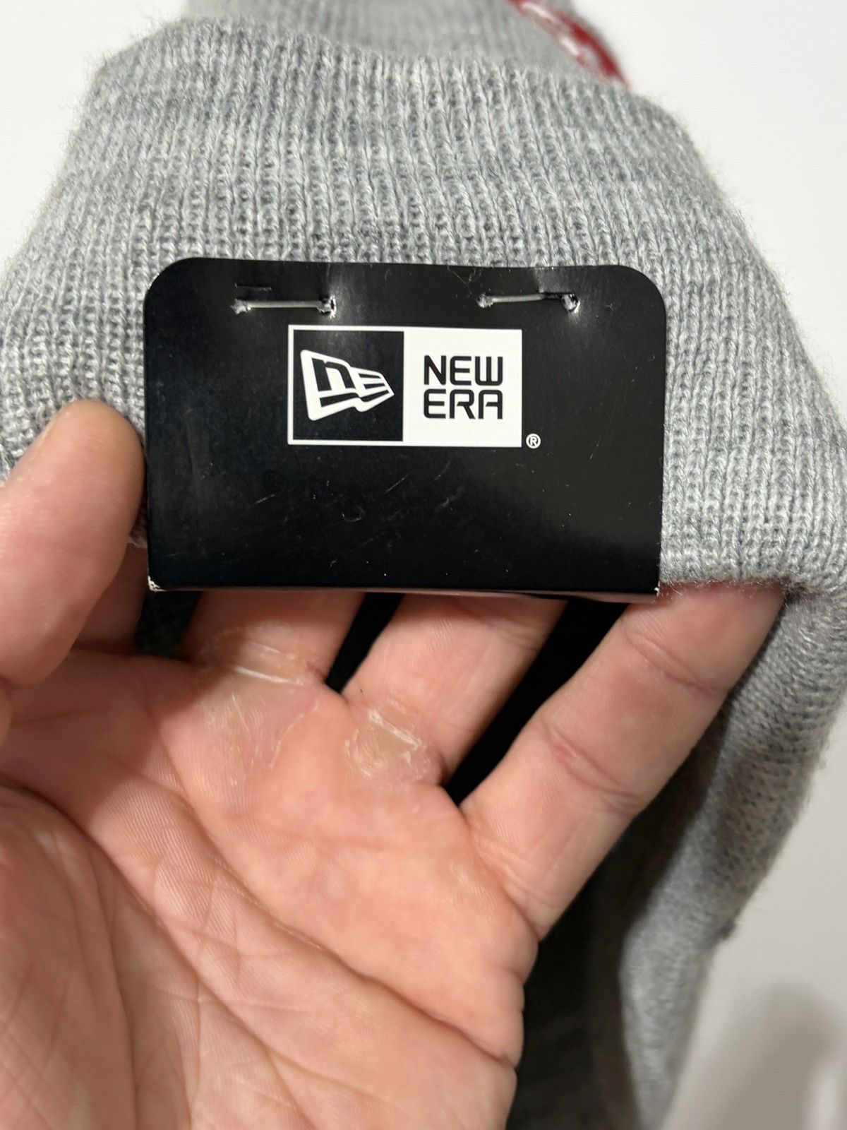 Supreme Supreme New Era Cross Box Logo Beanie FW20 Size ONE SIZE - 2 Thumbnail