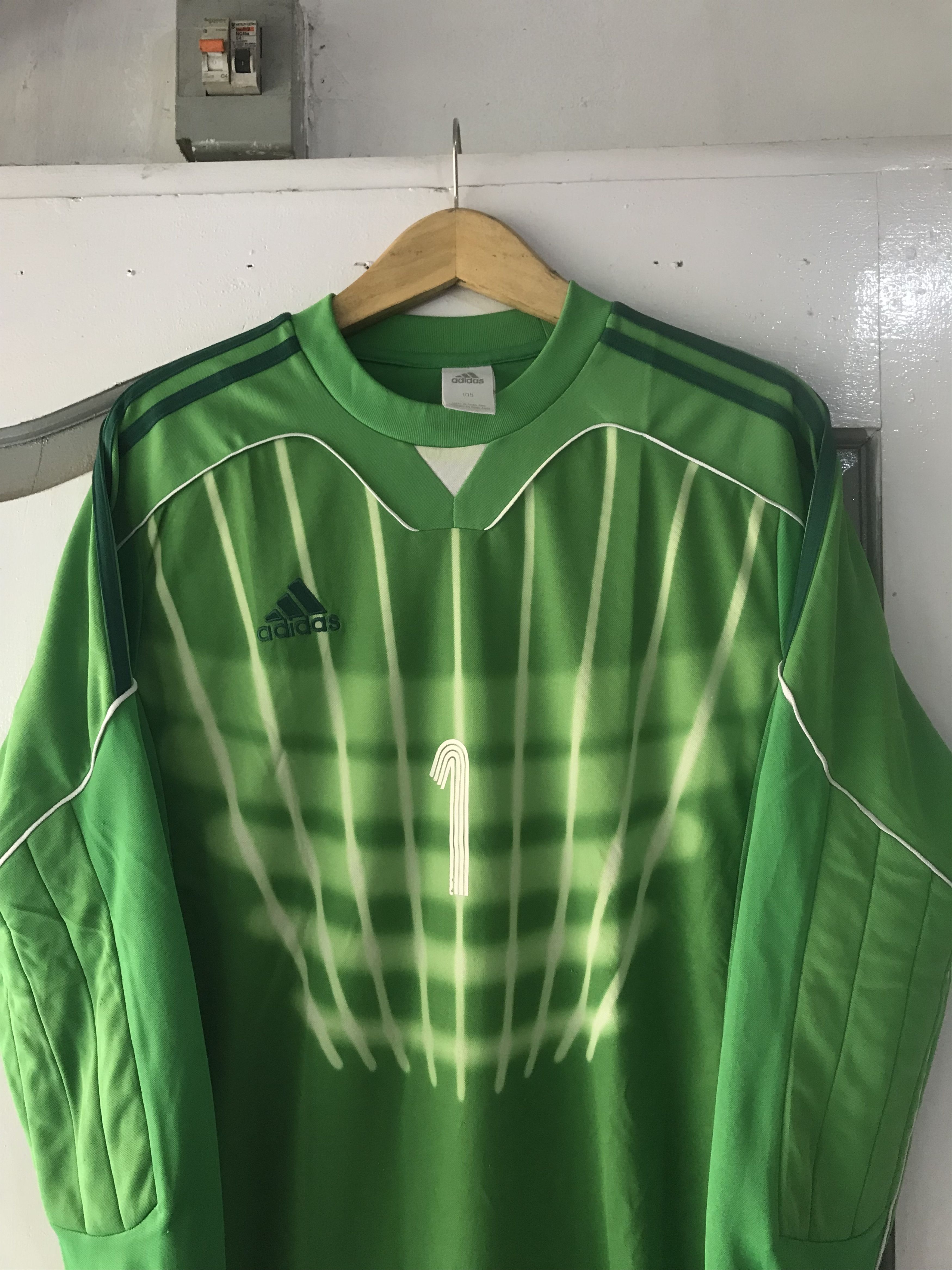 Adidas × Vintage Vintage Adidas Jersey Goalkeeper Size US L / EU 52-54 / 3 - 2 Thumbnail