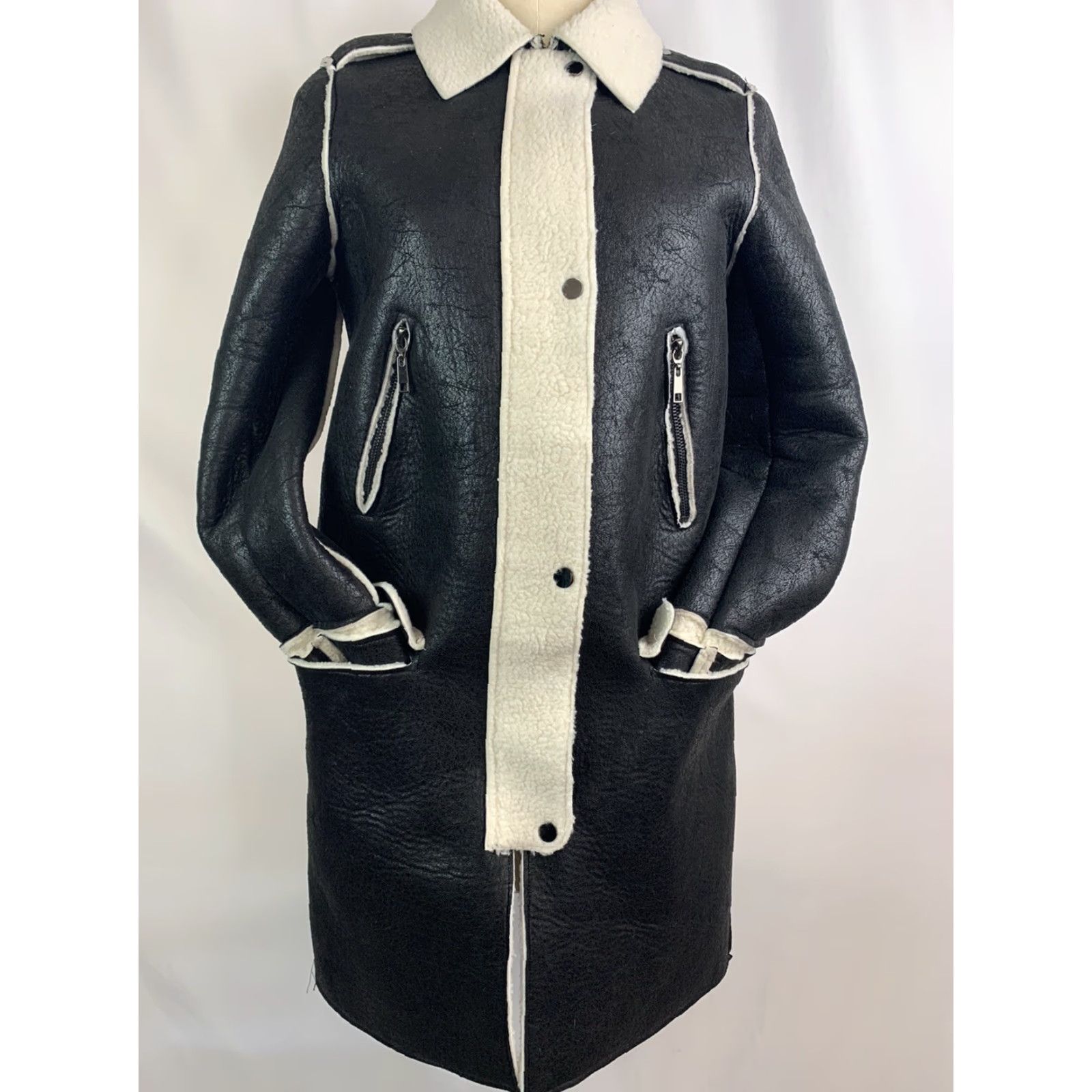 Vintage VINTAGE Florencia Coat Zip Florencia Black Faux Suede Faux Sherpa Jacket Women Small 18" Chest 35" Shoulder to Hem 21" Sleeve Mens? Size S / US 4 / IT 40 - 3 Thumbnail