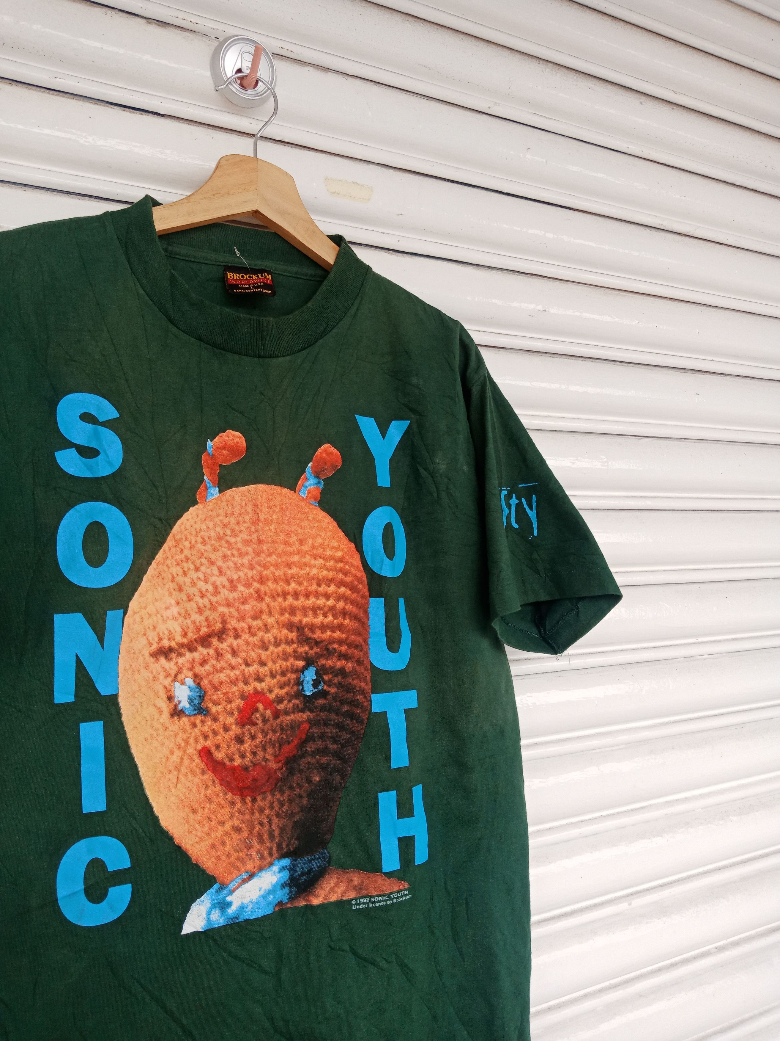 Band Tees 1992 Sonic Youth Dirty Album Cover Vinyl Size US M / EU 48-50 / 2 - 6 Thumbnail