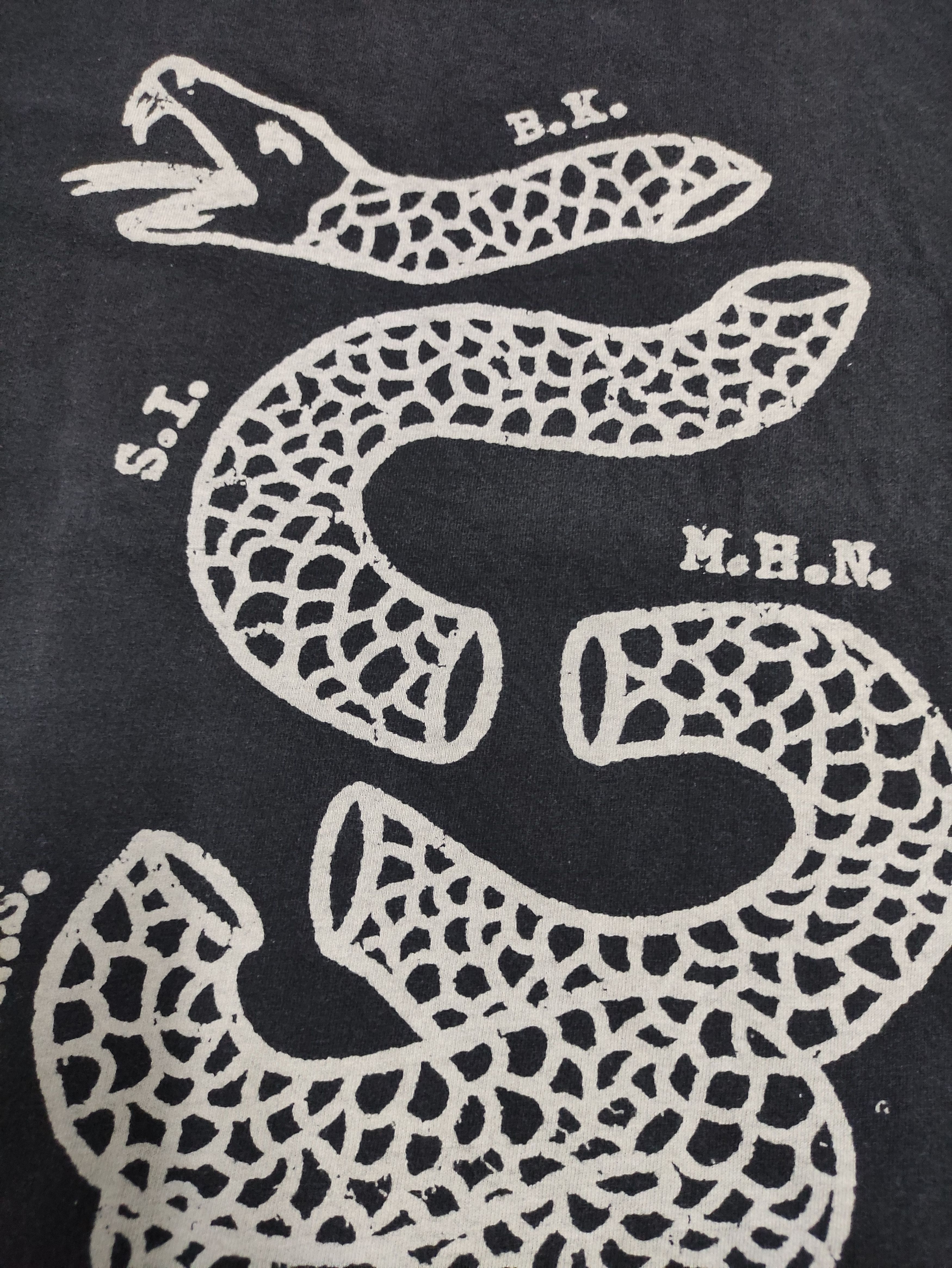 Other FIVEBORO JOIN OR DIE SNAKE TEE Size US L / EU 52-54 / 3 - 4 Thumbnail