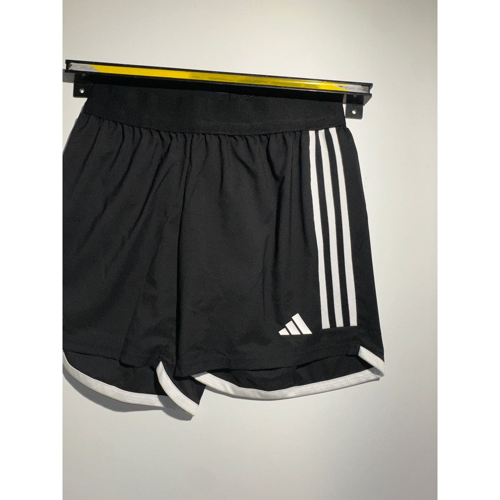 Adidas Adidas 3 Striped Shorts Size Medium Size 34" / US 12 / IT 48 - 2 Thumbnail