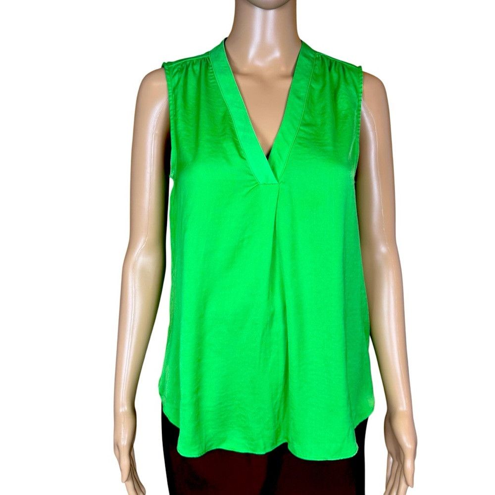 Vince Camuto NWT New Vince Camuto Lime Green Rumpled Satin Sleeveless Bl Size S / US 4 / IT 40 - 1 Thumbnail