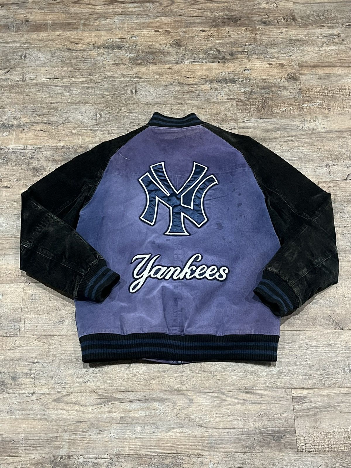 Other Vintage Insulated Carl Banks Yankees Bomber Jacket Size US XL / EU 56 / 4 - 2 Thumbnail