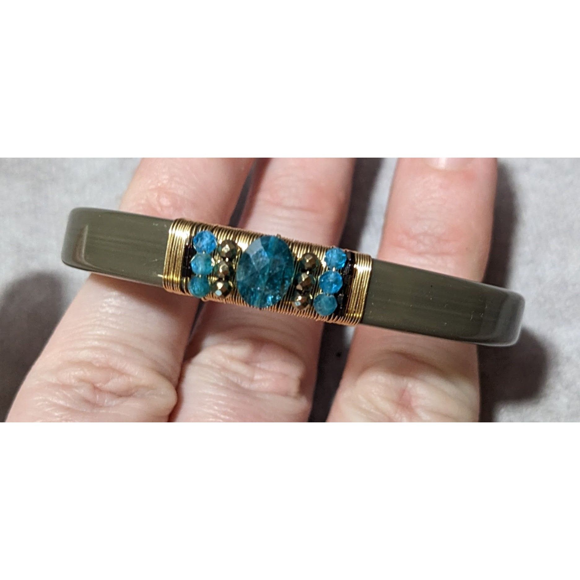 Other Zag Studious Grey And Gold Blue Gemmed Cuff Bracelet Size ONE SIZE - 9 Thumbnail