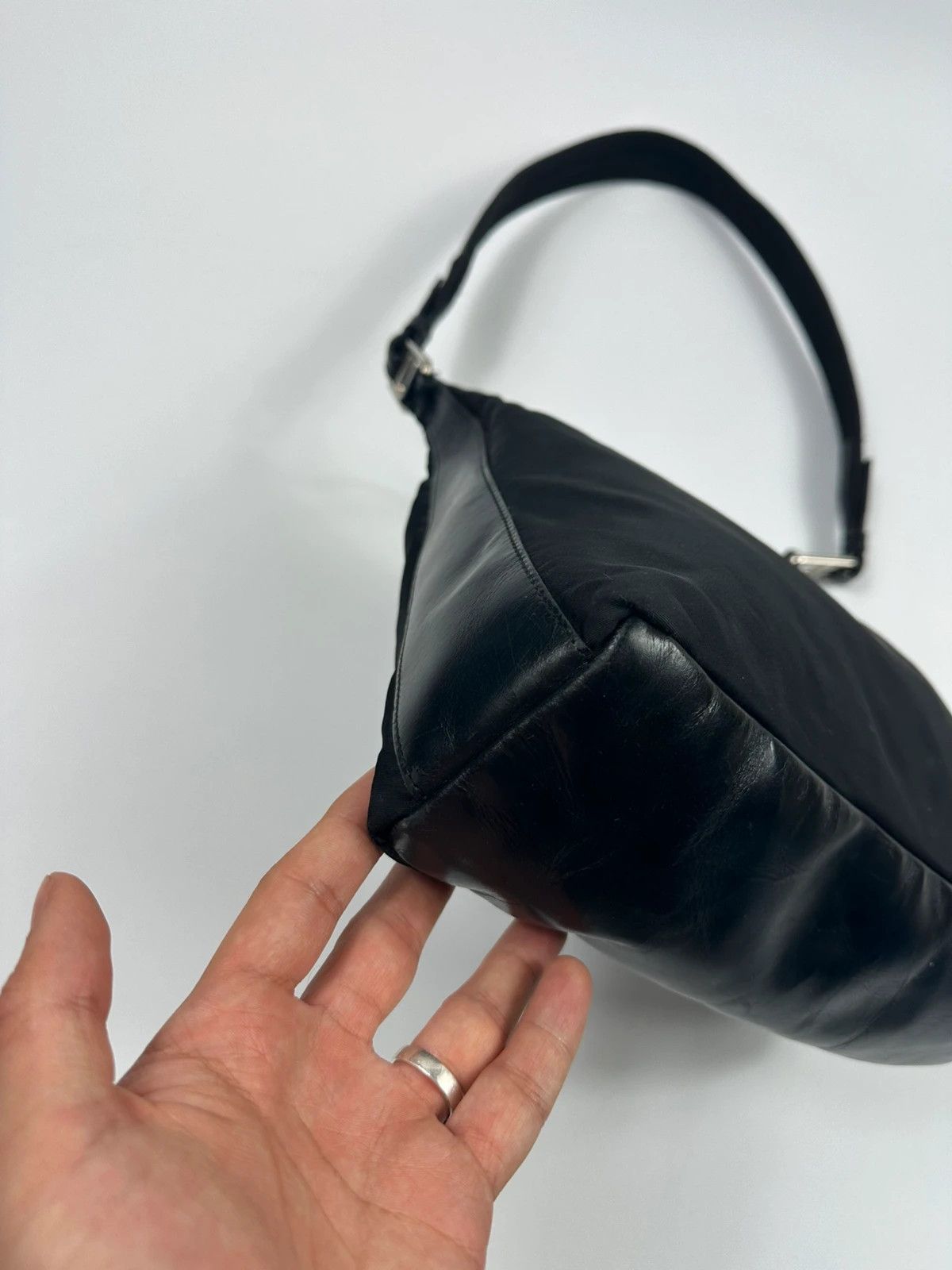 Prada Prada Milano FW99 Black Leather & Nylon Shoulder Bag Size ONE SIZE - 5 Thumbnail