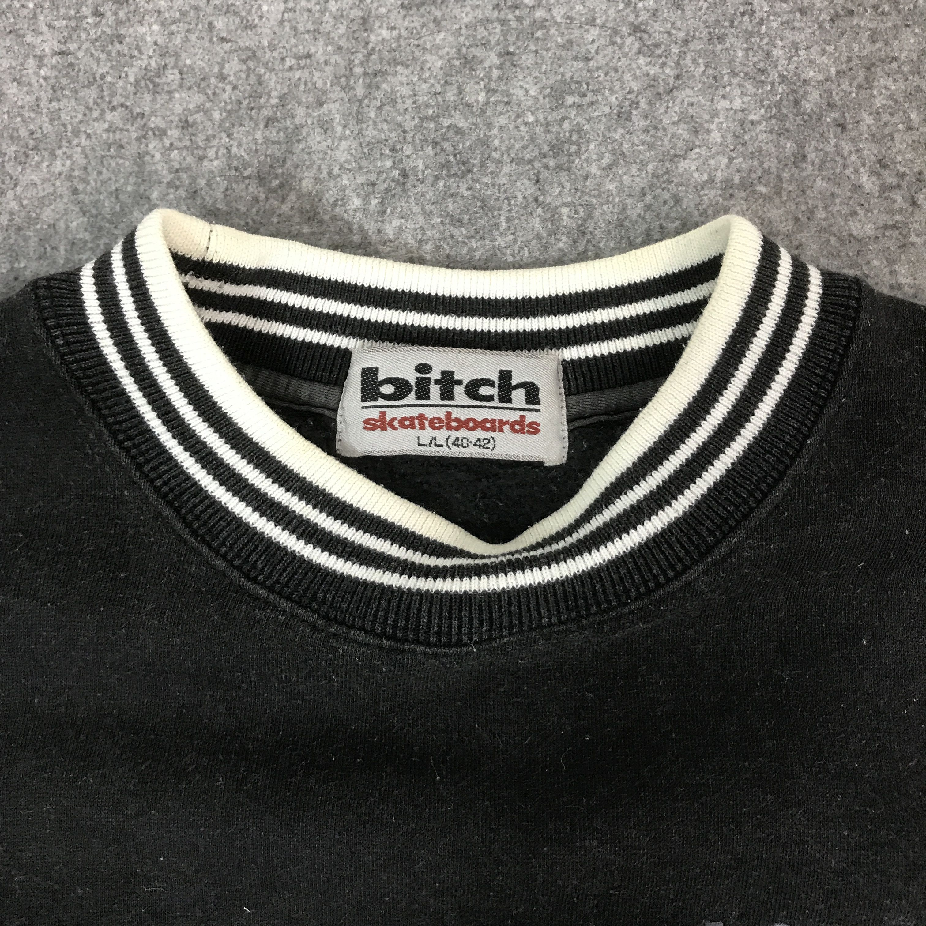 Japanese Brand BITCH SKATEBOARDS SWEATSHIRT K62B13 Size US M / EU 48-50 / 2 - 8 Thumbnail