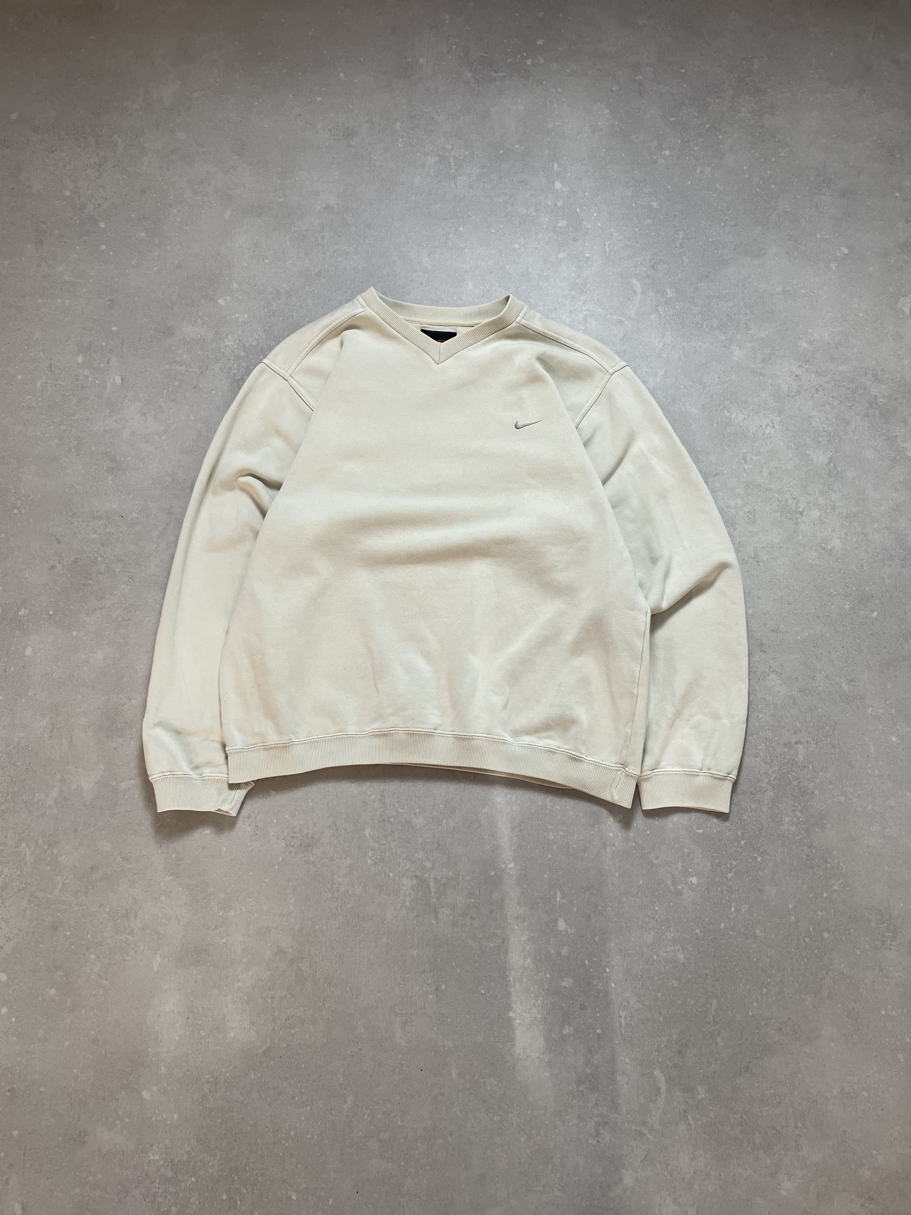 Nike Nike Vintage Sweatshirt / Streetwear Style Size US M / EU 48-50 / 2 - 2 Thumbnail