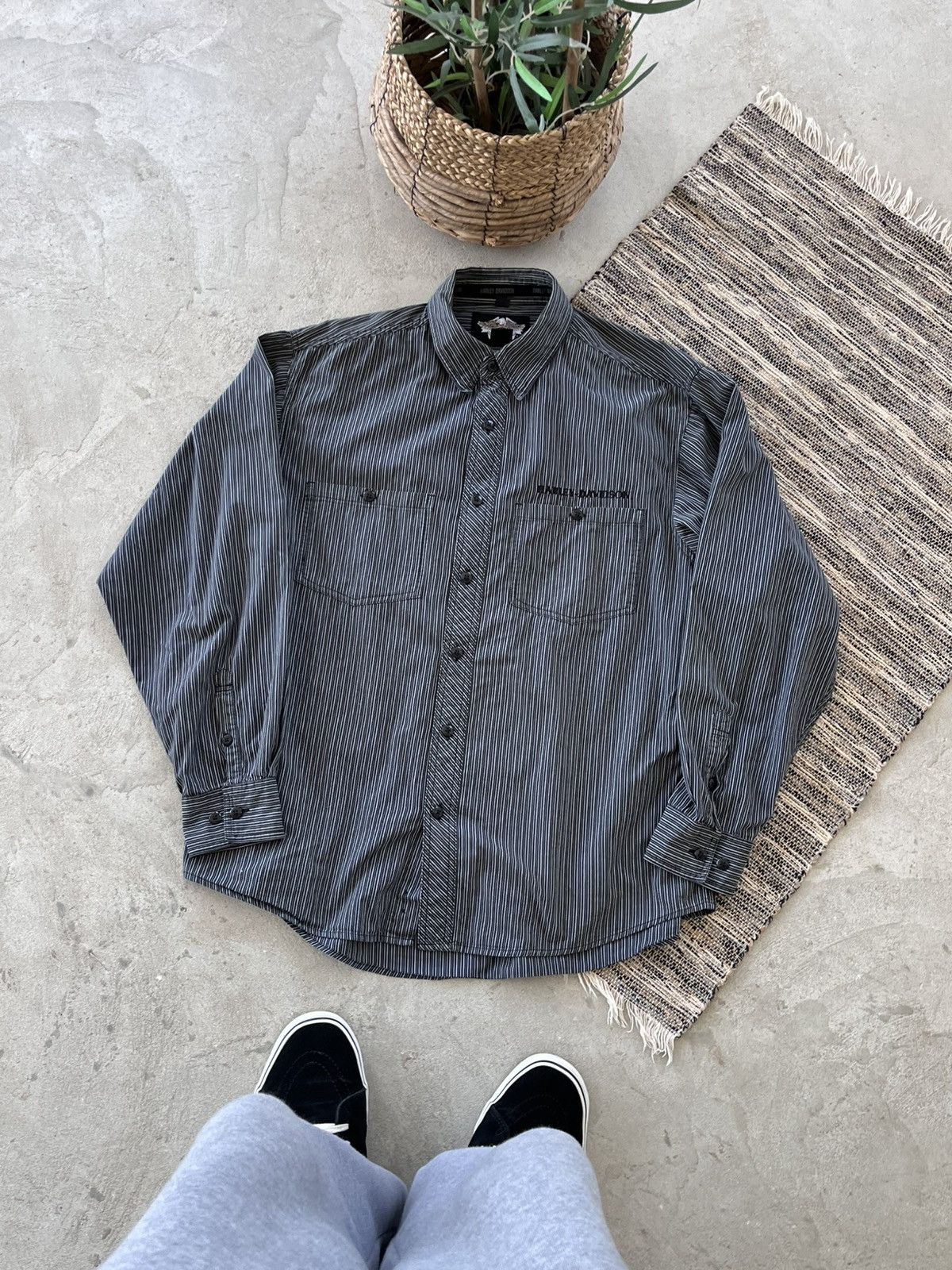 Harley Davidson Vintage Harley Davidson Striped Shirt Grey Black Workwear Size US L / EU 52-54 / 3 - 1 Thumbnail