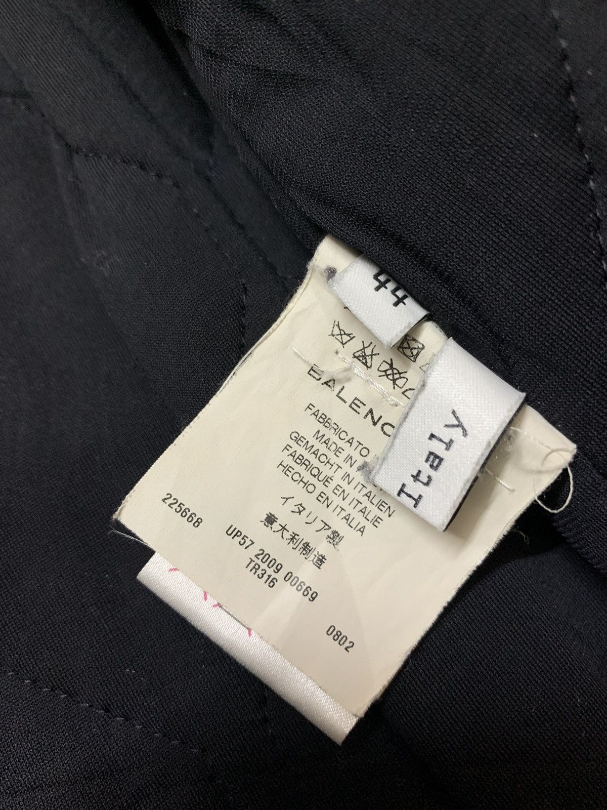 Balenciaga AW09’ BALENCIAGA PARIS Quilted Assymetrical Zip-Up Jacket Size US S / EU 44-46 / 1 - 11 Thumbnail
