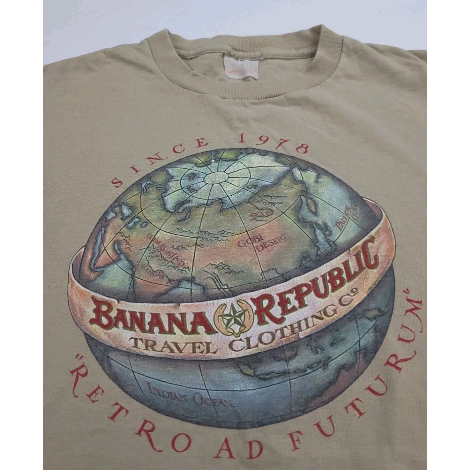 Banana Republic VINTAGE Banana Republic Shirt Mens M Beige 90s Travel Safari Globe World Print USA Outdoor Size US M / EU 48-50 / 2 - 4 Thumbnail