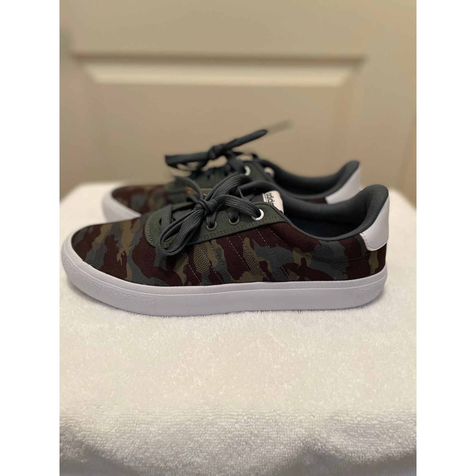 Adidas Adidas Vulc Raid3r Sneakers- Men’s Size 8.5/Women’s Size 10 Size US 8.5 / EU 41-42 - 6 Thumbnail