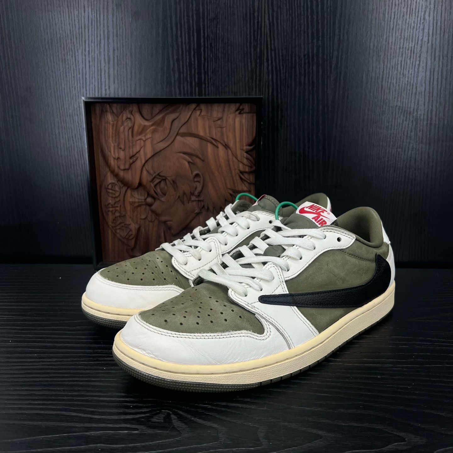Nike Nike AJ1 Green Lowtop Sneakers 44.5 Men Size US 11 / EU 44 - 1 Thumbnail