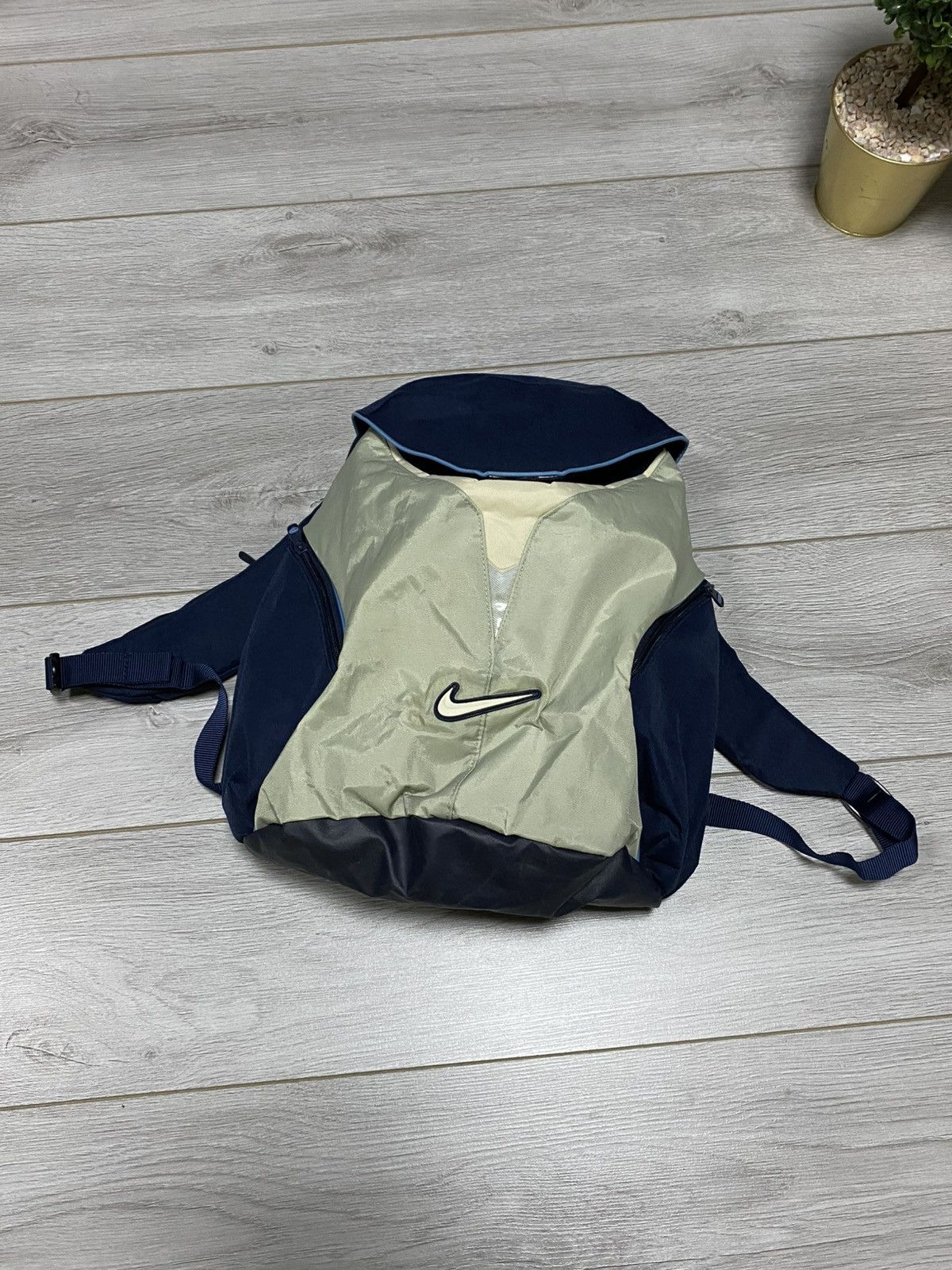 Nike Vintage 90's Nike Center Swoosh bag backpack unisex one size