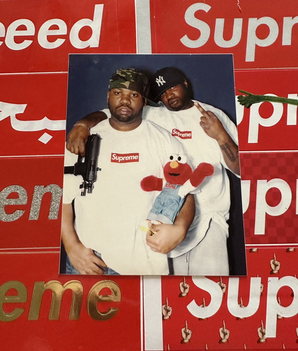 Supreme 2005 Supreme Raekwon Photo Tee Sticker RARE Box Logo