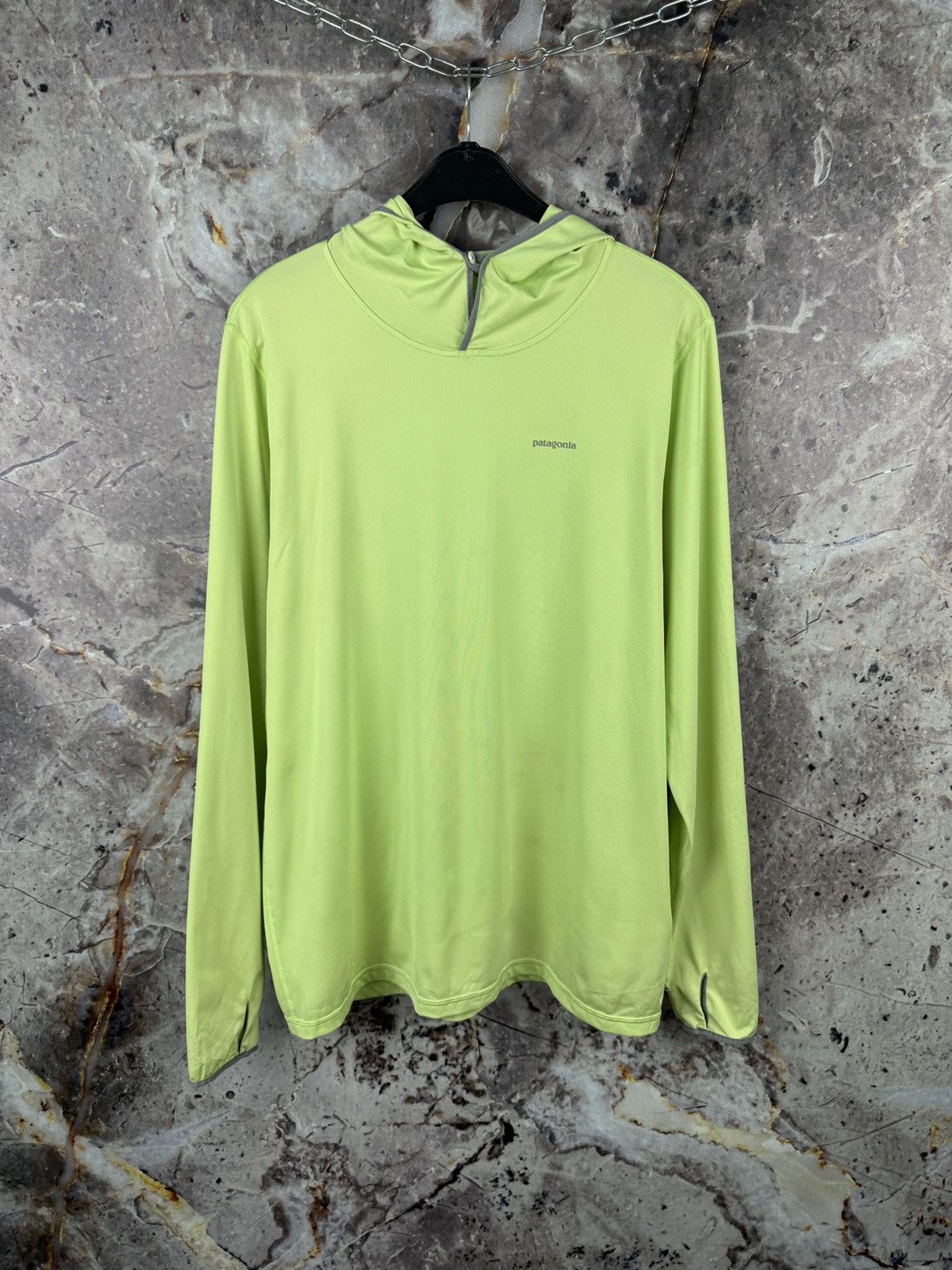 Patagonia Patagonia Lightweight Hooded Long Sleeve Shirt – Lime Green Size US L / EU 52-54 / 3 - 1 Thumbnail