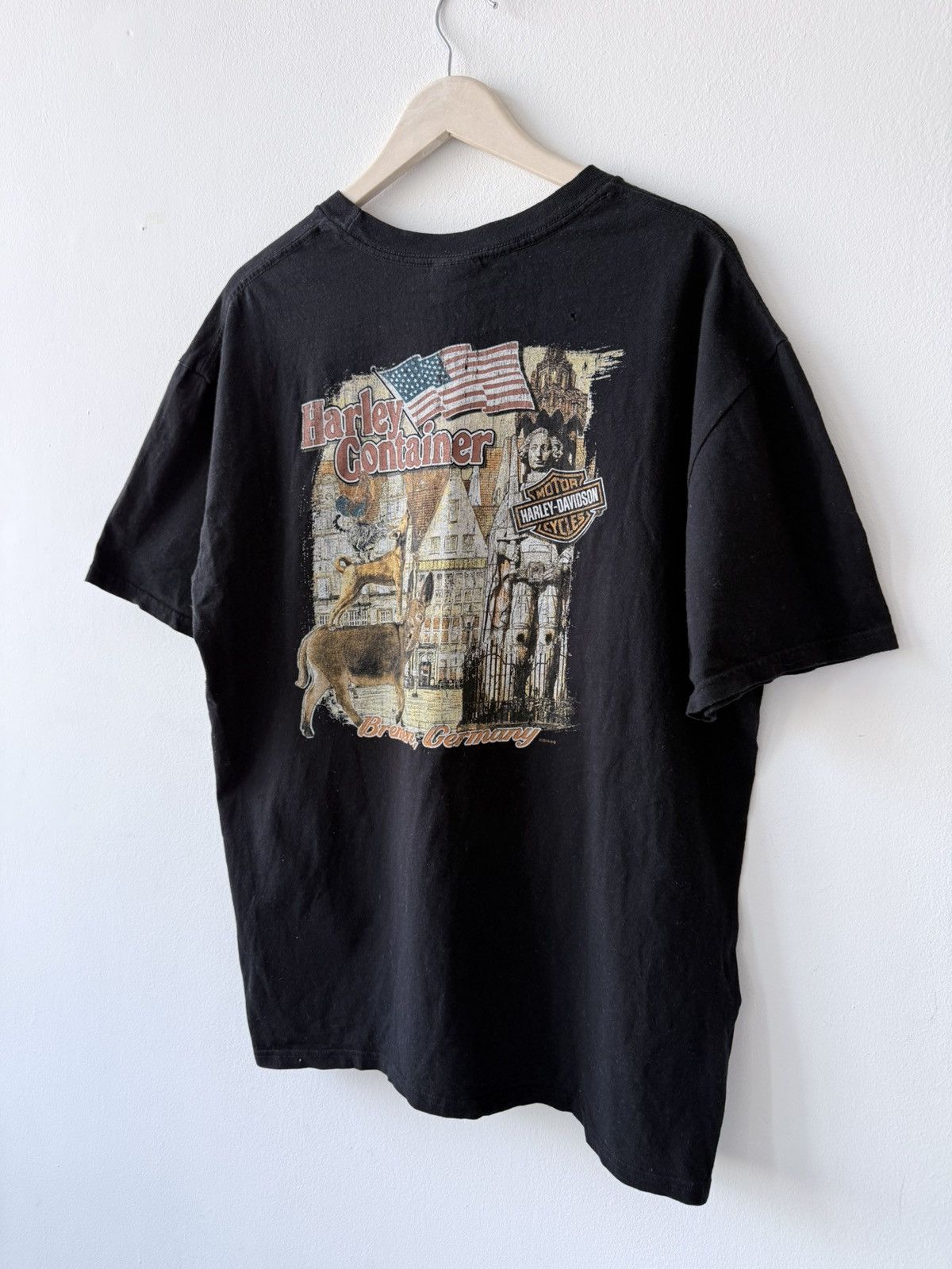 Harley Davidson Vintage 2015 Harley Davidson Police Girl T Shirt Size US XL / EU 56 / 4 - 7 Thumbnail