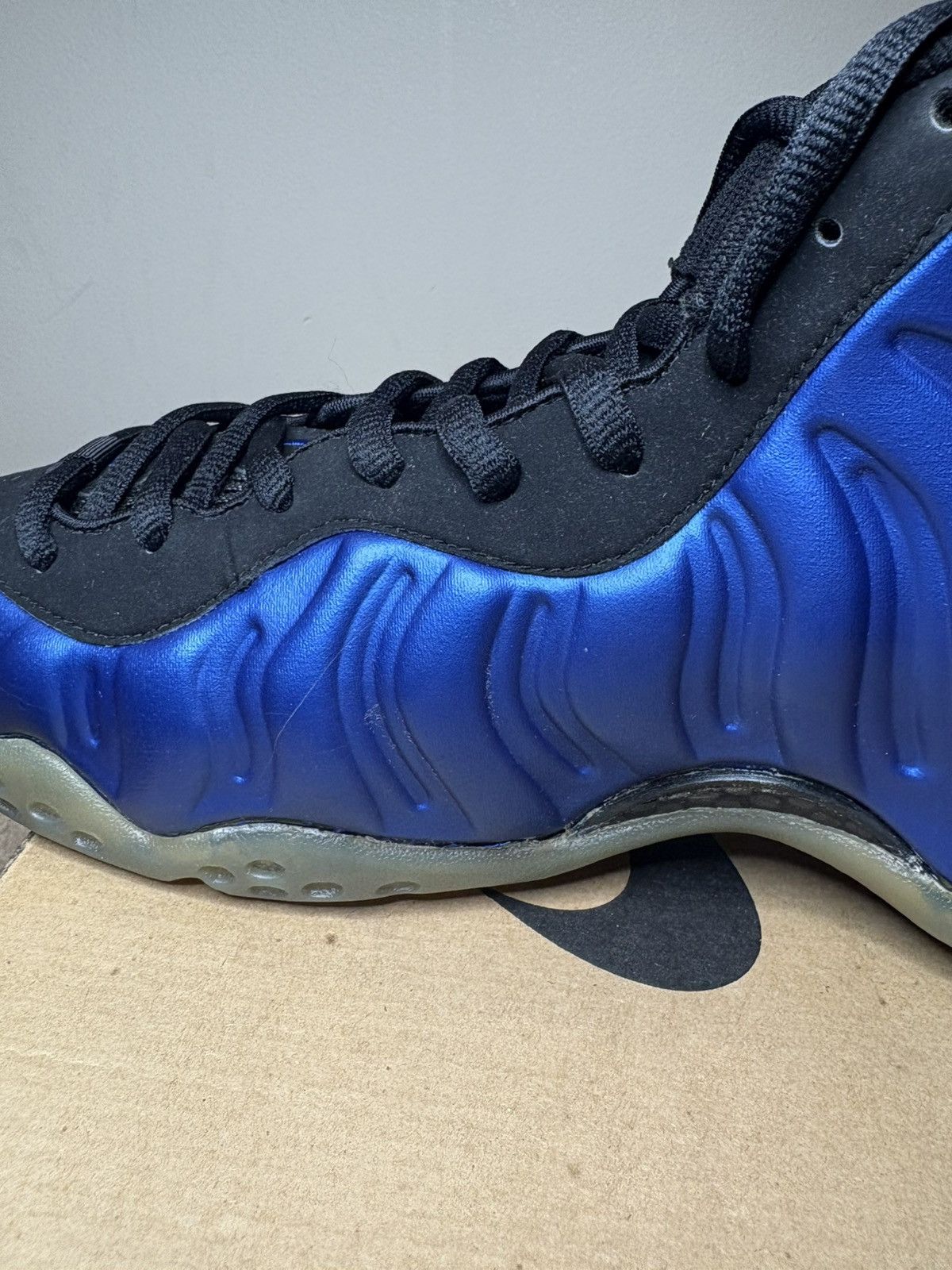 Nike Size 9.5 DS 1997 Nike Air Foamposite One Royal 830017-511 Size US 9.5 / EU 42-43 - 13 Thumbnail