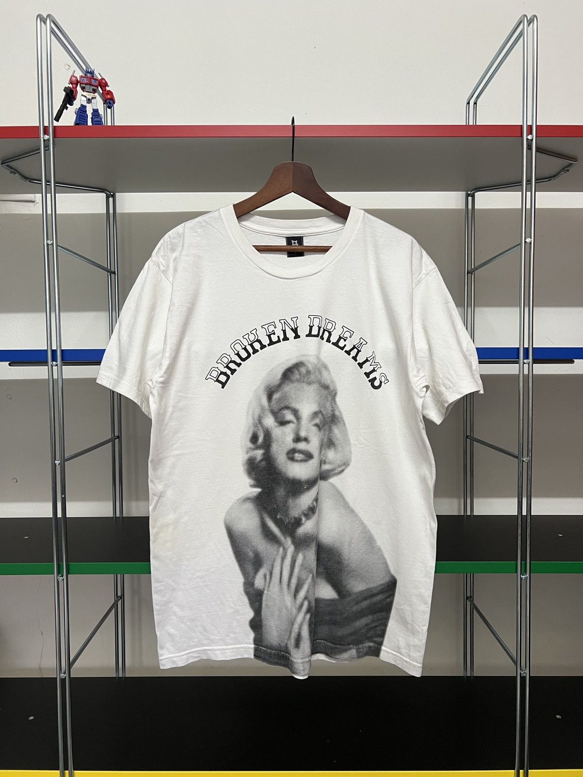Freshjive Vintage Freshjive "Broken Dreams" Marilyn Monroe Tee Size L Size US L / EU 52-54 / 3 - 2 Thumbnail
