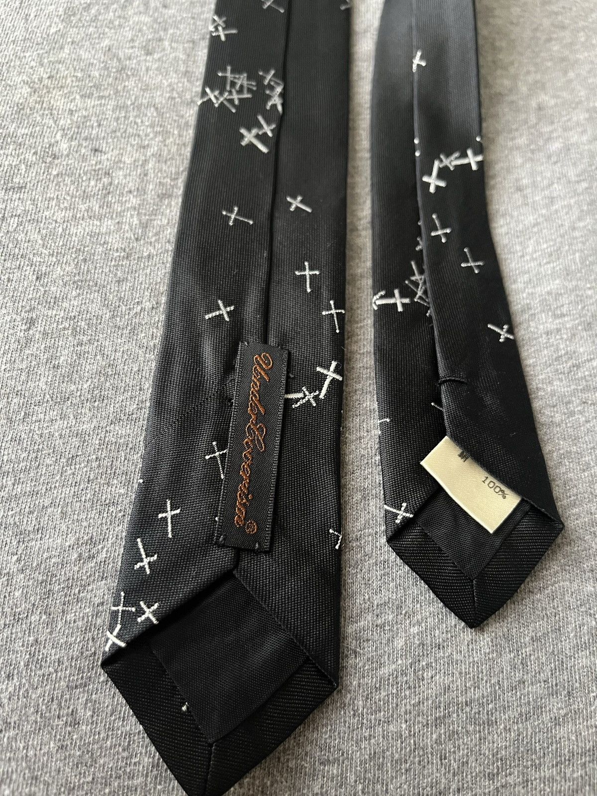 Undercover AW02 Witches Cell Division Cross Tie Size ONE SIZE - 4 Thumbnail