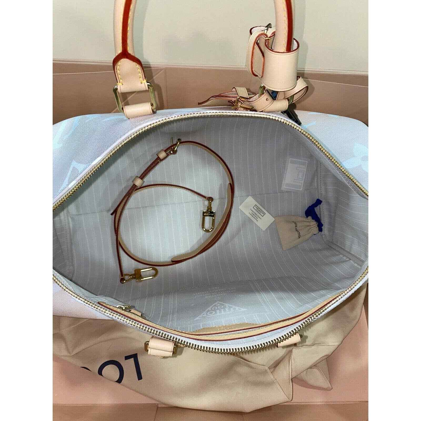 Louis Vuitton Louis Vuitton Bandouliere 45 Giant Logo Brume Travel Bag Size ONE SIZE - 10 Thumbnail