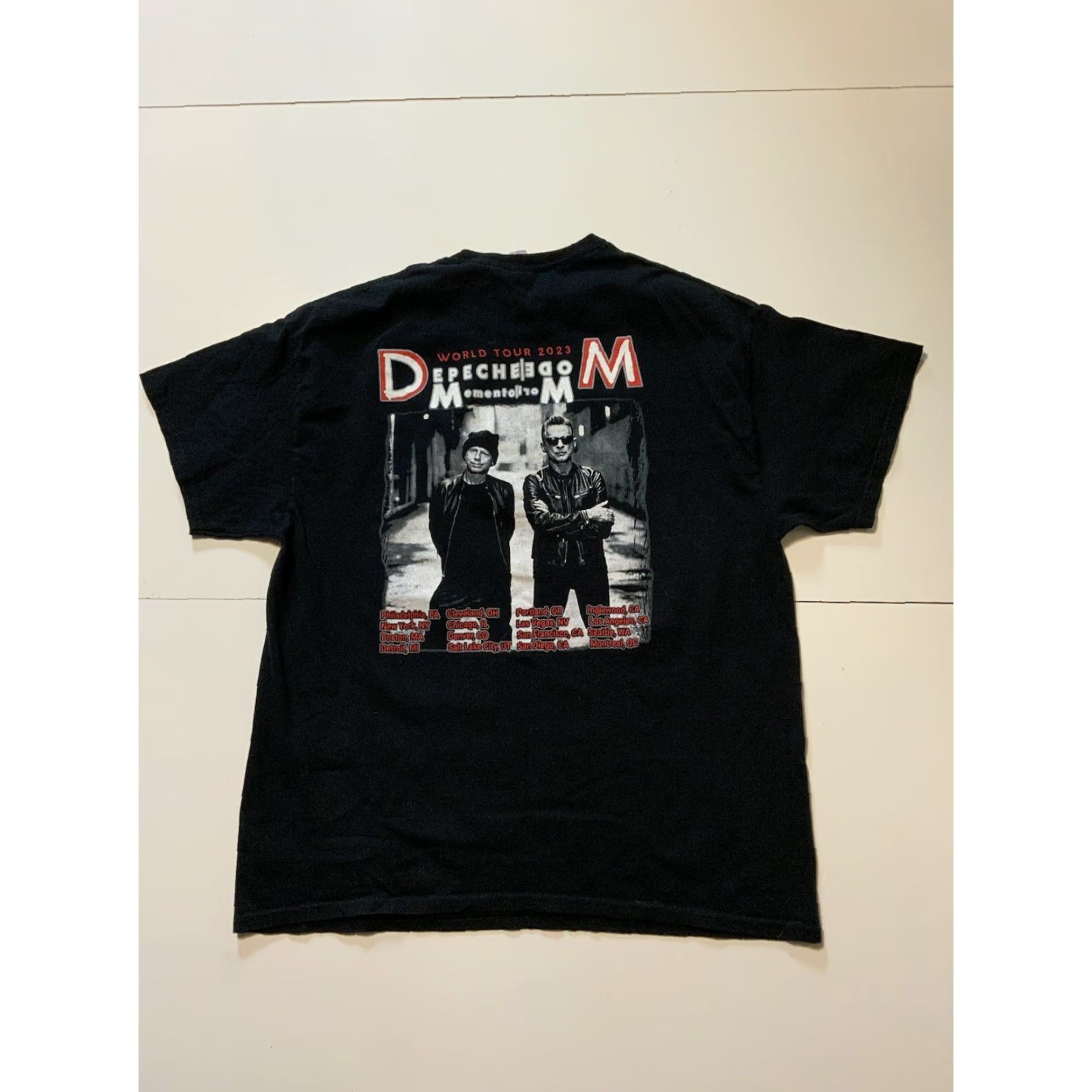 Gildan Depeche Mode Memento Mori World Tour 2023 Rock Band Concert Graphic T-Shirt XL Men Black Gildan Shirt Size US XL / EU 56 / 4 - 2 Thumbnail