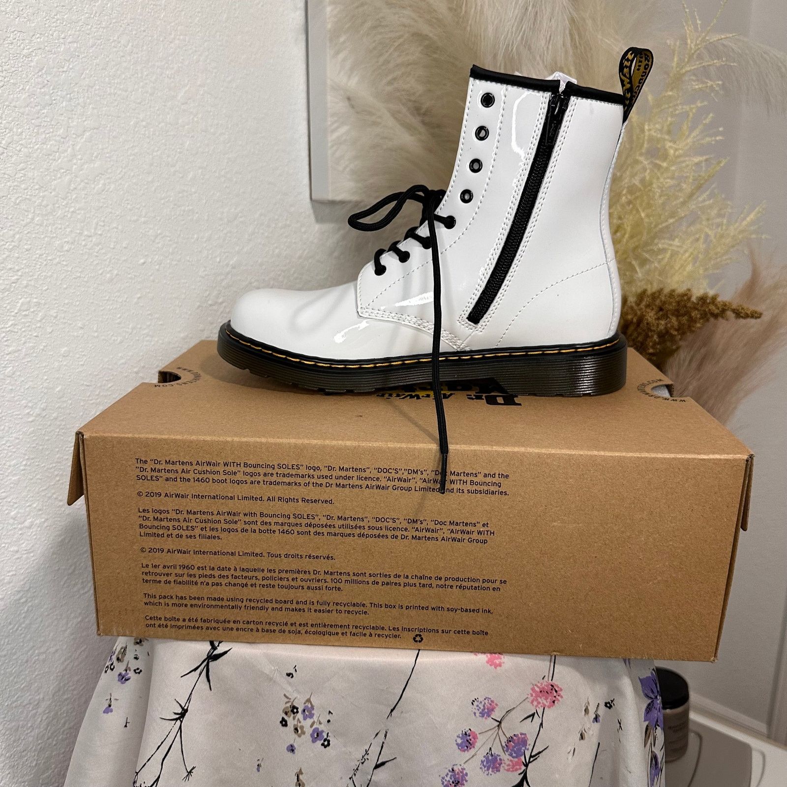 Dr. Martens Dr. Martens Patent Lamper White Combat Boots Size 7 Womens Size US 7 / IT 37 - 4 Thumbnail