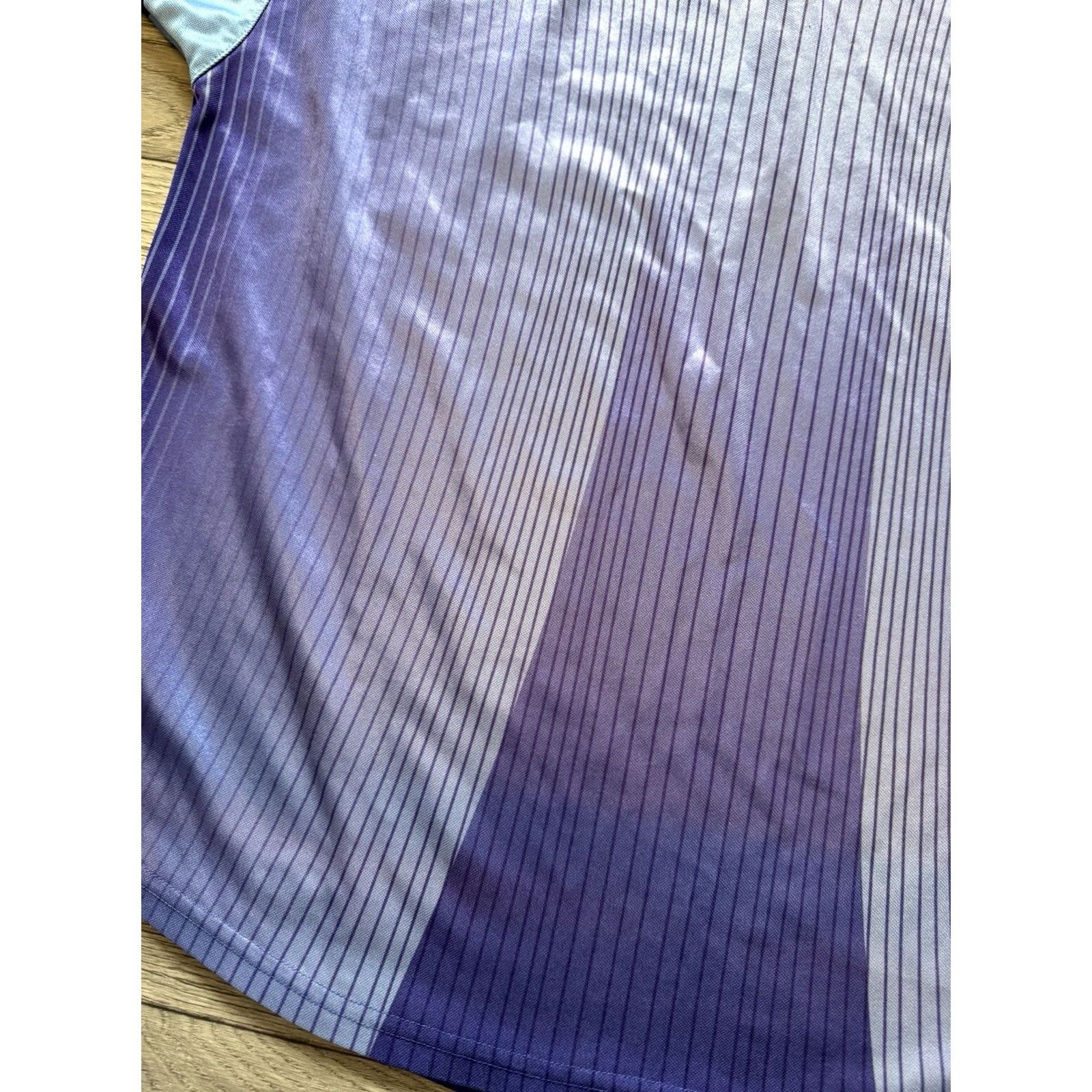 Nike VINTAGE Nike Dri-Fit T-Shirt Center Swoosh Football Purple Mens M Size US M / EU 48-50 / 2 - 7 Thumbnail