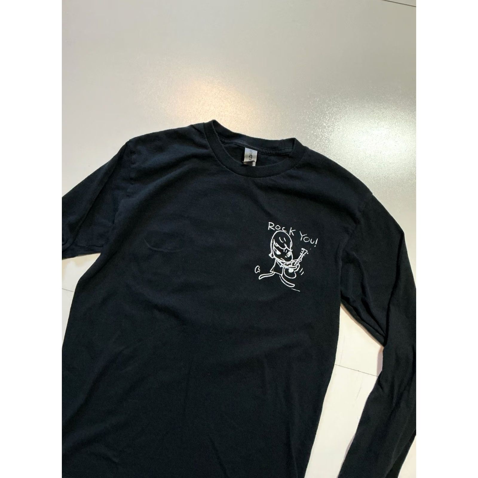 Gildan VINTAGE Yoshitomo Nara Rock You California Fire Aid Concert Graphic L/S T-Shirt S Mens Black Size US S / EU 44-46 / 1 - 4 Thumbnail