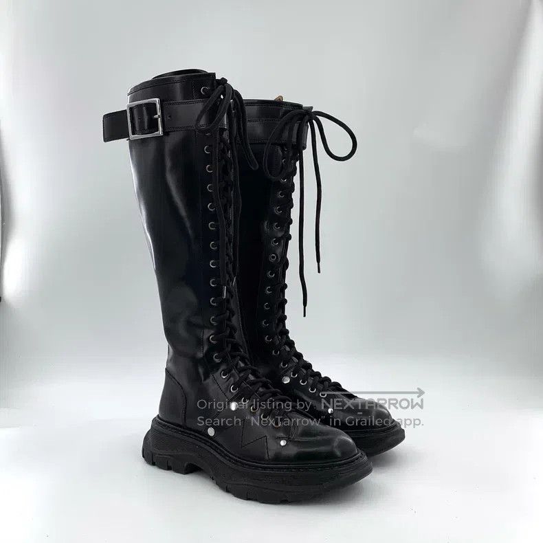 Alexander McQueen Alexander Mcqueen Black round-toe leather lace-up flat-sol Size US 5 / IT 35 - 2 Thumbnail