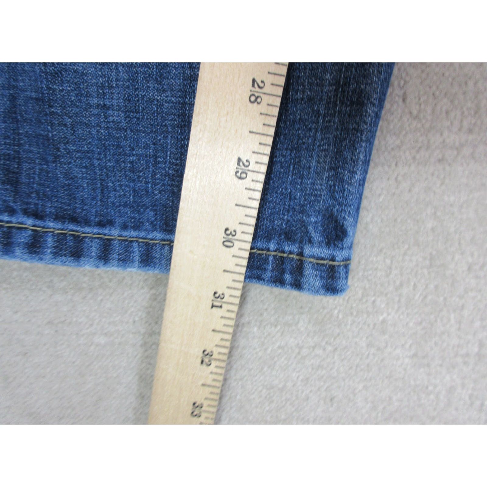 Levi's Levis Jeans Mens 32x32 Blue 513 Slim Straight Denim Dark Wash Logo Pockets Cotton Regular 32 Inseam Jeans Mens Size US 32 / EU 48 - 5 Thumbnail