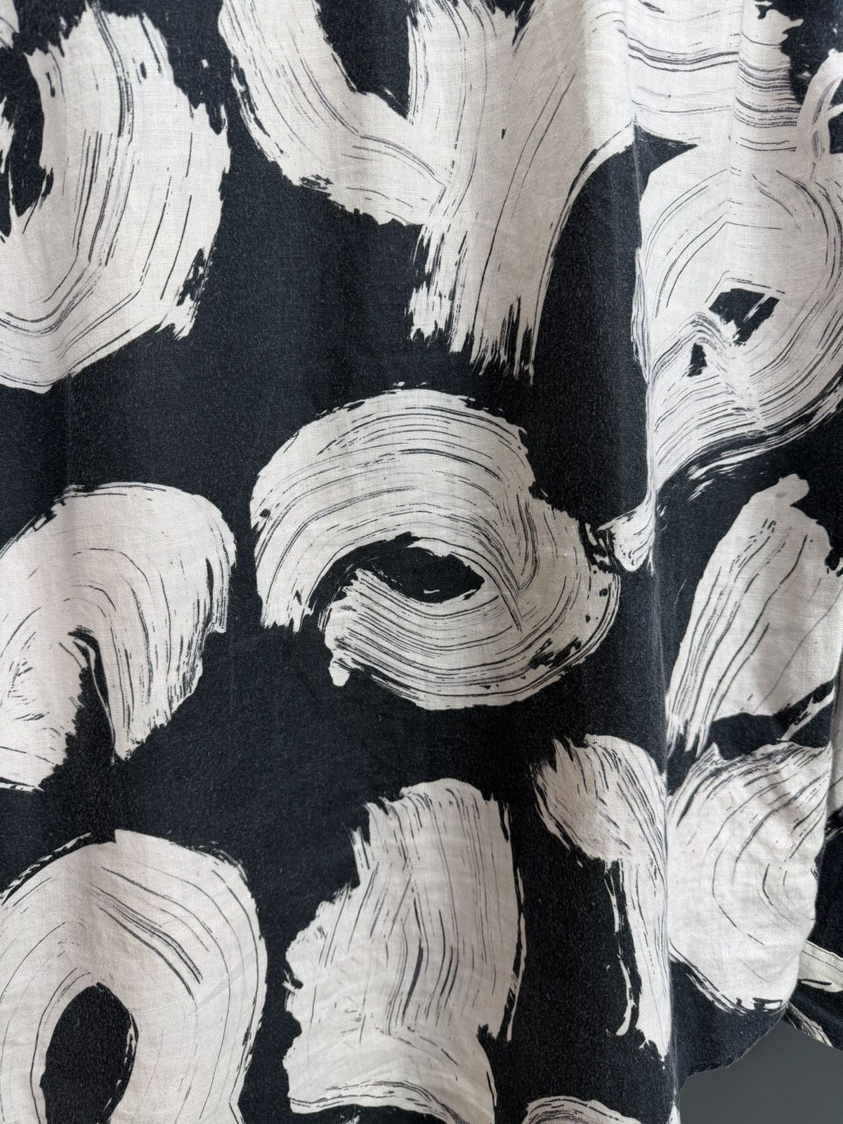 L'Homme Rouge L’Homme Rouge Linen Shirt Abstract Print Black Beige Size L Size US L / EU 52-54 / 3 - 10 Thumbnail