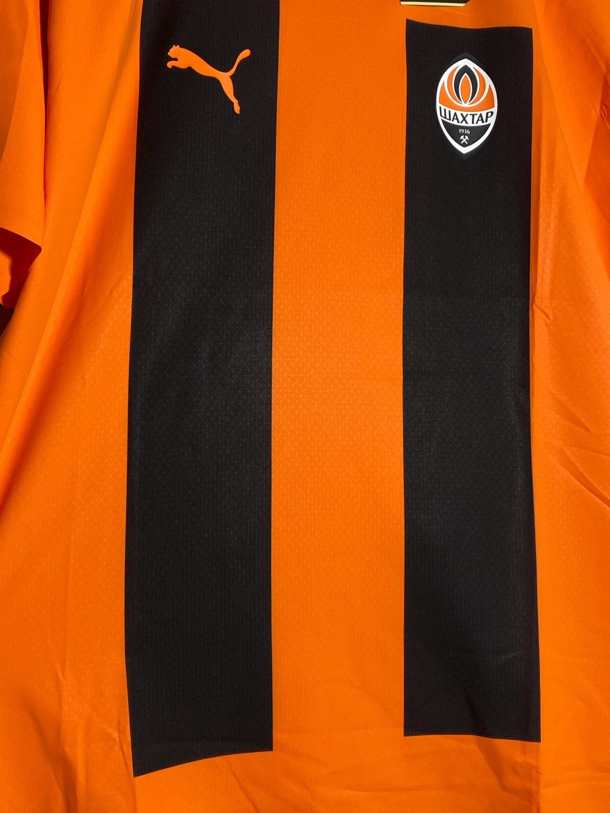 Puma Puma Shakhtar Donetsk 2023/24 Home Player Issue Shirt Jersey Size US XL / EU 56 / 4 - 4 Thumbnail