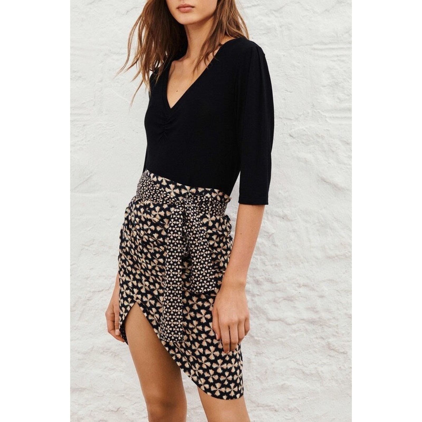 ba&sh NWT Ba&sh Wrap Midi XS Draped Skirt Sz 0 Geometric Tulip Hem Size 25" / US 0 / IT 36 - 1 Thumbnail