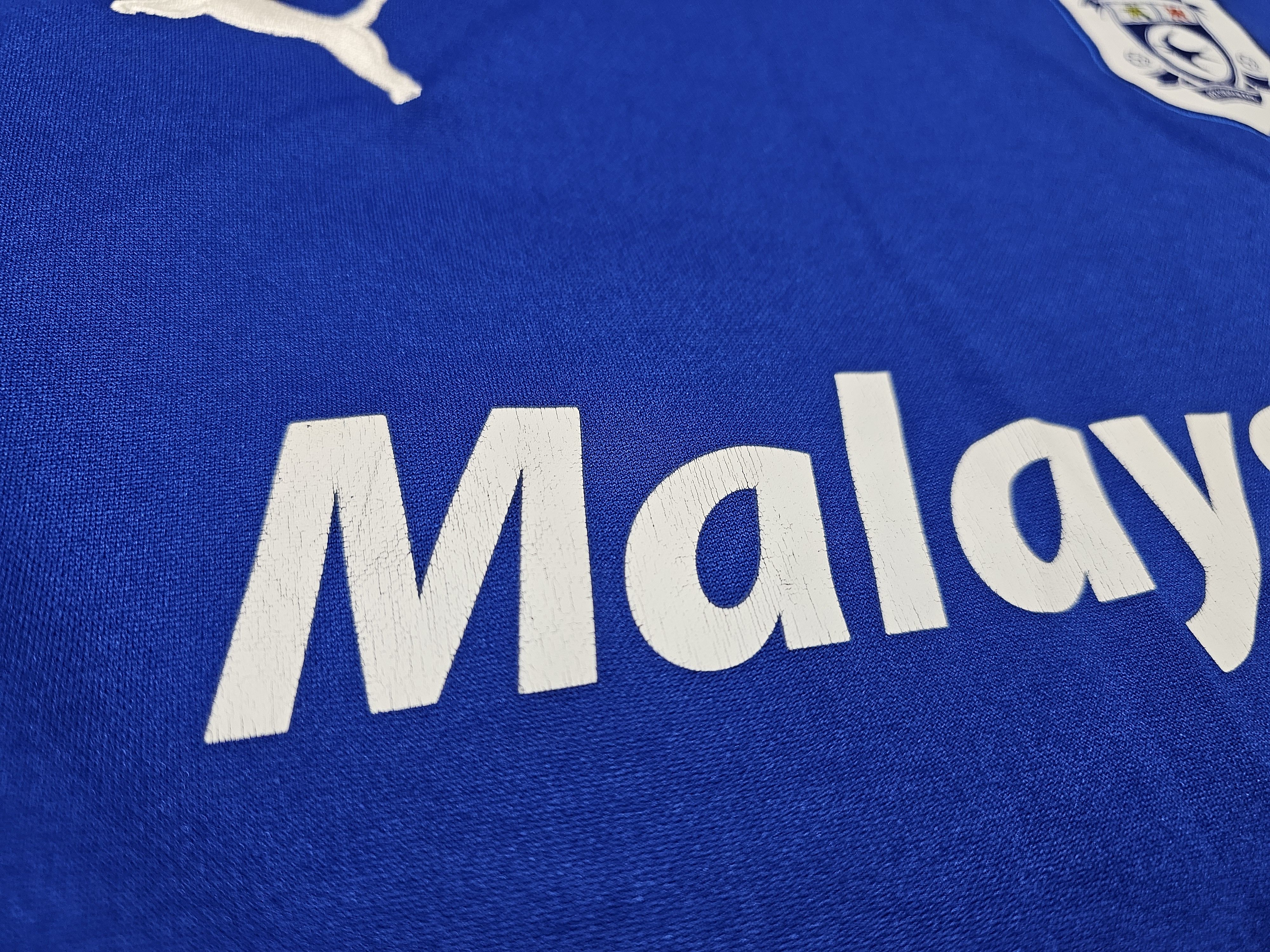 Puma CARDIFF CITY 2011 2012 HOME FOOTBALL SHIRT SOCCER JERSEY Size US L / EU 52-54 / 3 - 5 Thumbnail