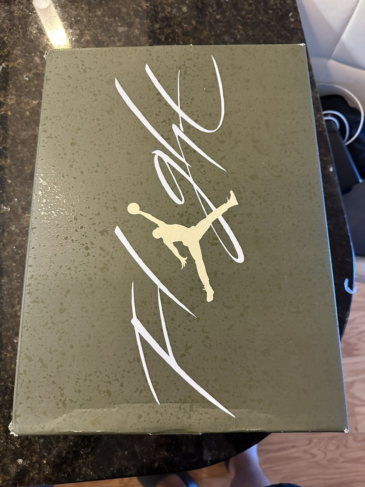 Jordan Brand AIR JORDAN 4 RETRO SE CRAFT “MEDIUM OLIVE” Size US 12 / EU 45 - 4 Thumbnail
