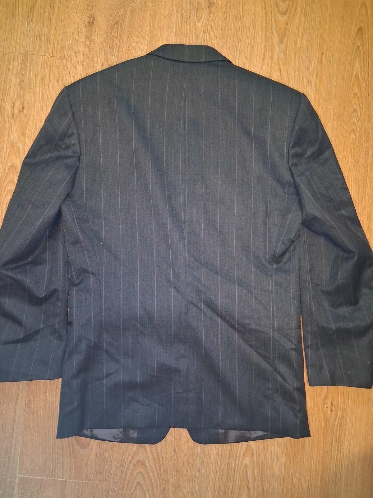 Yves Saint Laurent Yves Saint Laurent Sport Coat 42L Gray Striped Sharkskin Size 42L - 10 Thumbnail