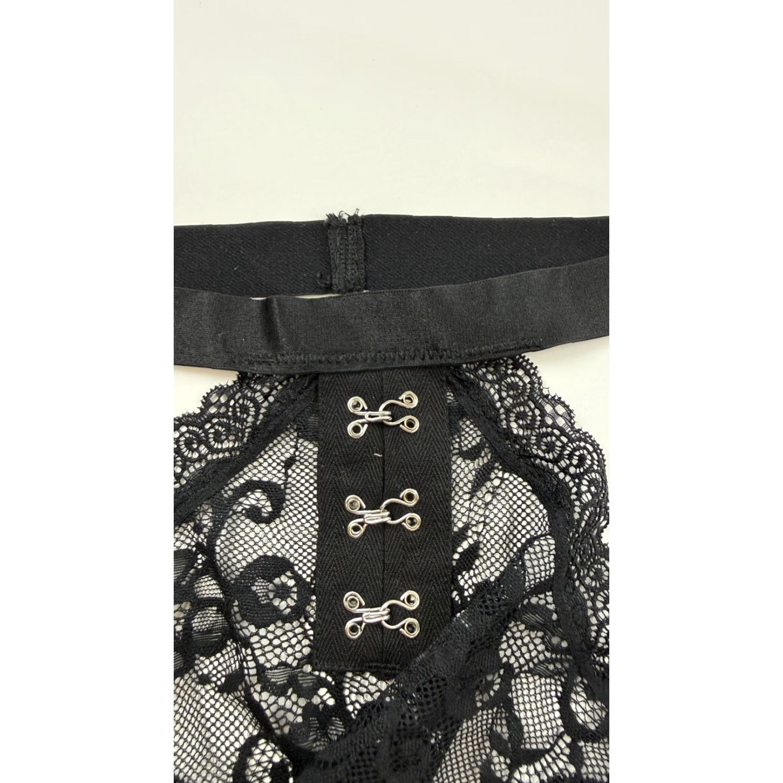Vintage Adore Me Panties Women’s M Black Lace Strappy High-Waist Cheeky Lingerie Size 32" / US 10 / IT 46 - 5 Thumbnail