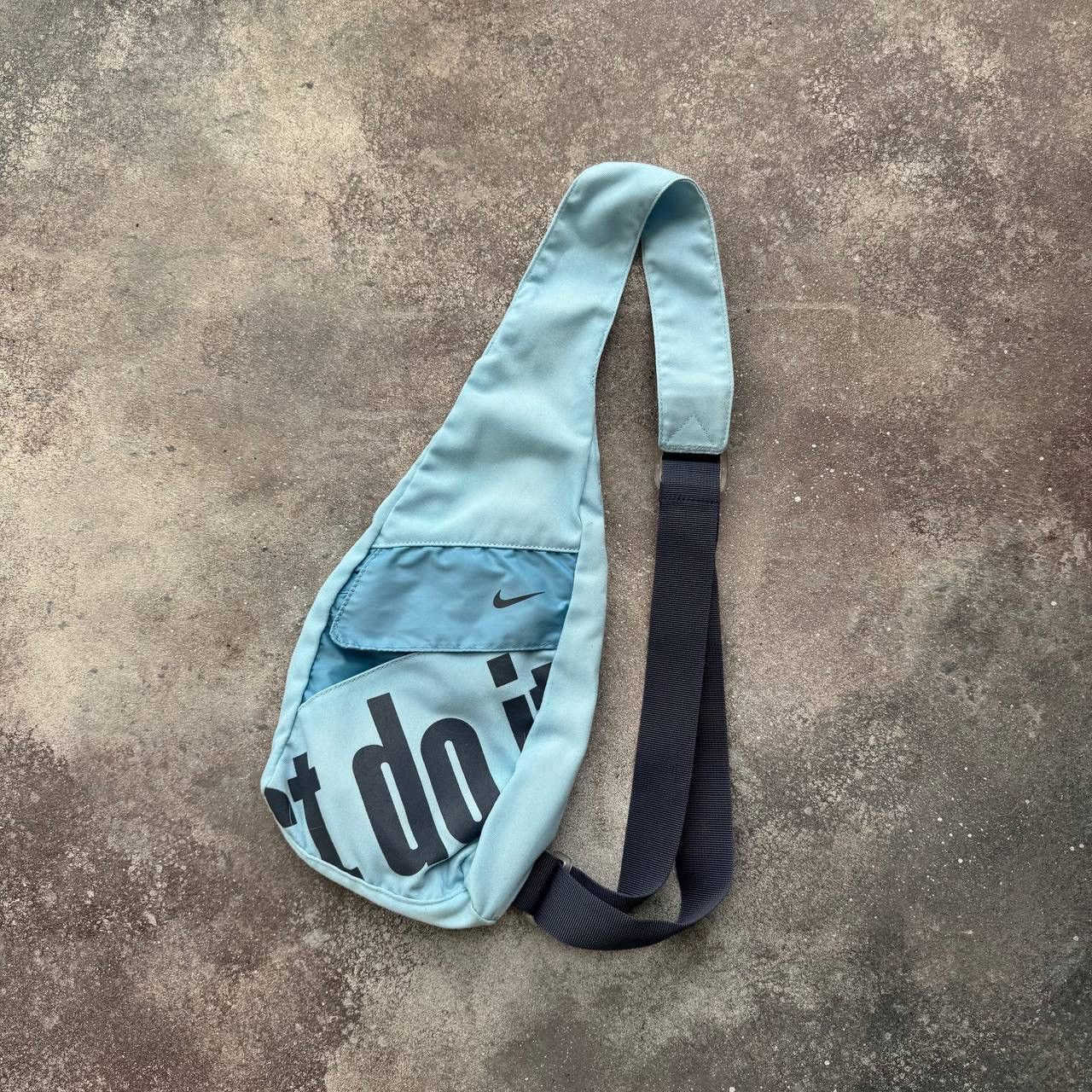 Nike Nike Vintage Y2K Gorpcore Sling Bag Size ONE SIZE - 2 Thumbnail