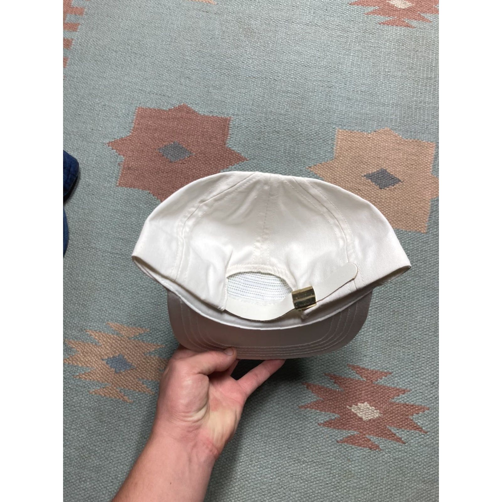 Vintage VINTAGE General Motors Strapback Hat Men Adjustable White USA health & safety UAW automobile truck cap Size ONE SIZE - 4 Thumbnail