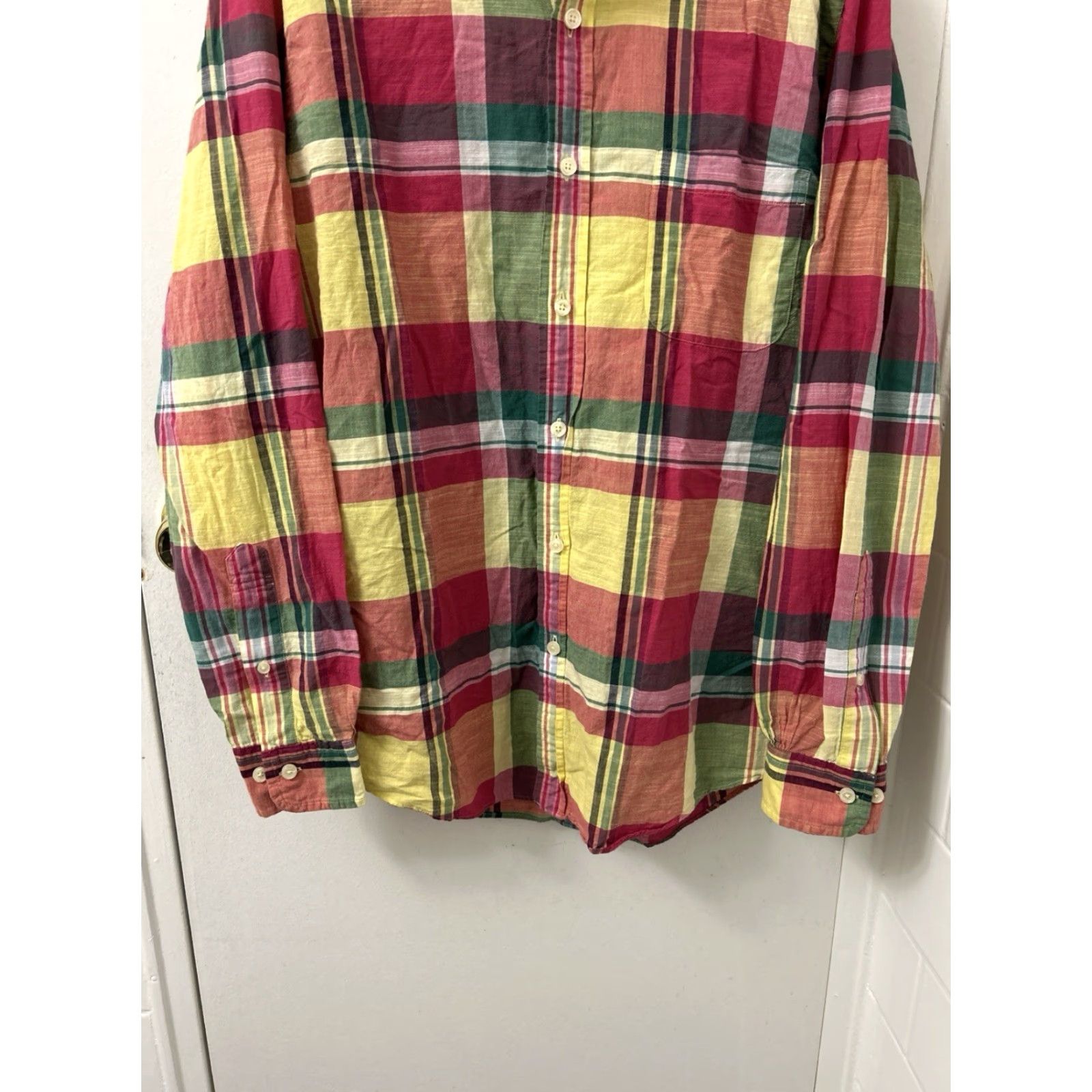 Brooks Brothers Brooks Brothers Button-Down Shirt Mens S Red Plaid Long Sleeve Pocket Colorful Tropical 29” Classic Regular Size US S / EU 44-46 / 1 - 3 Thumbnail