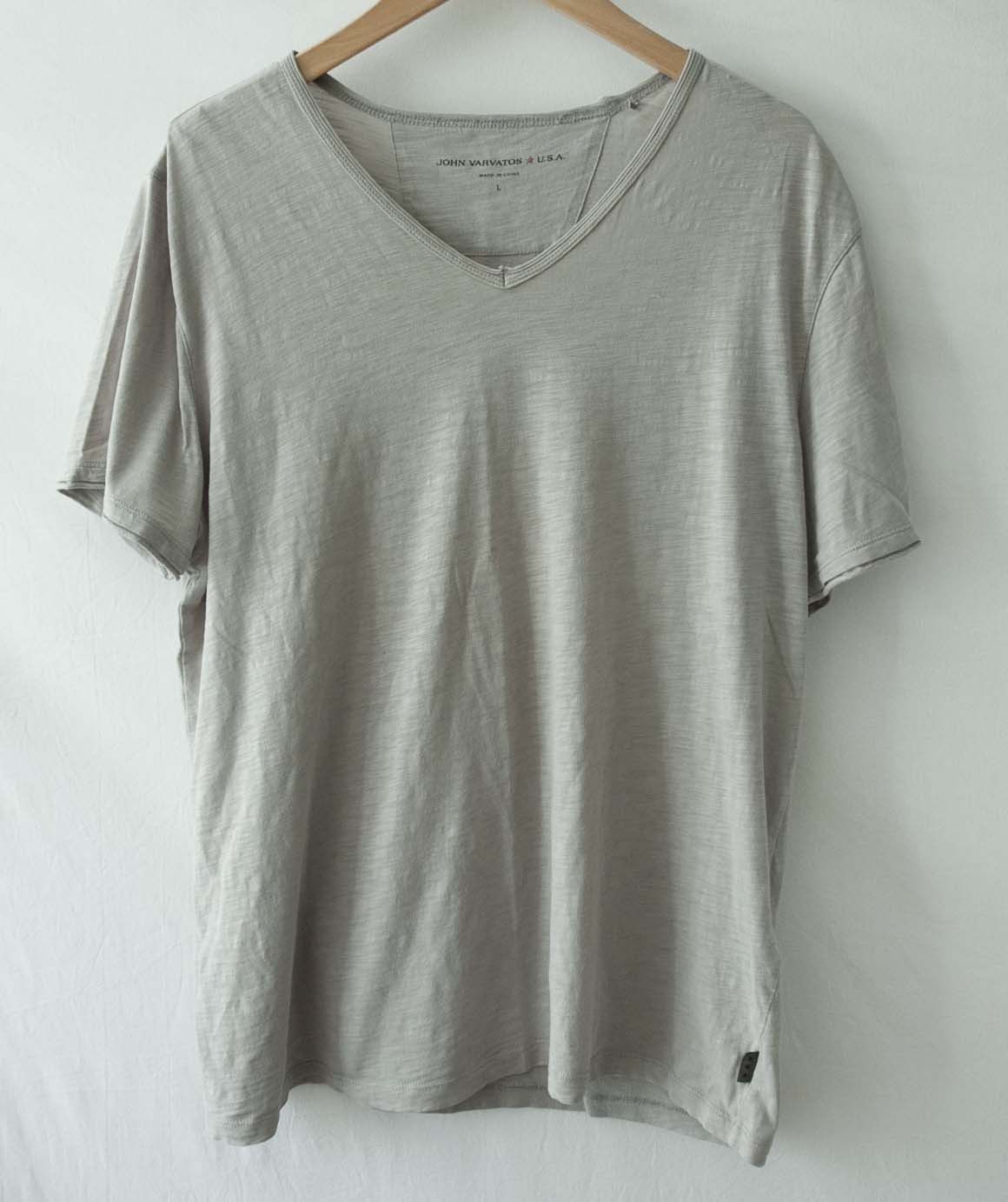John Varvatos John Varvatos V Neck T Shirt Size L | Grailed