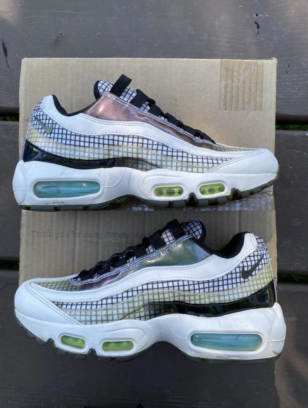 Nike Nike Air Max 95 LV8 Grid AO2450100 Size 5.5 Men Size US 5.5 / EU 38 - 3 Thumbnail