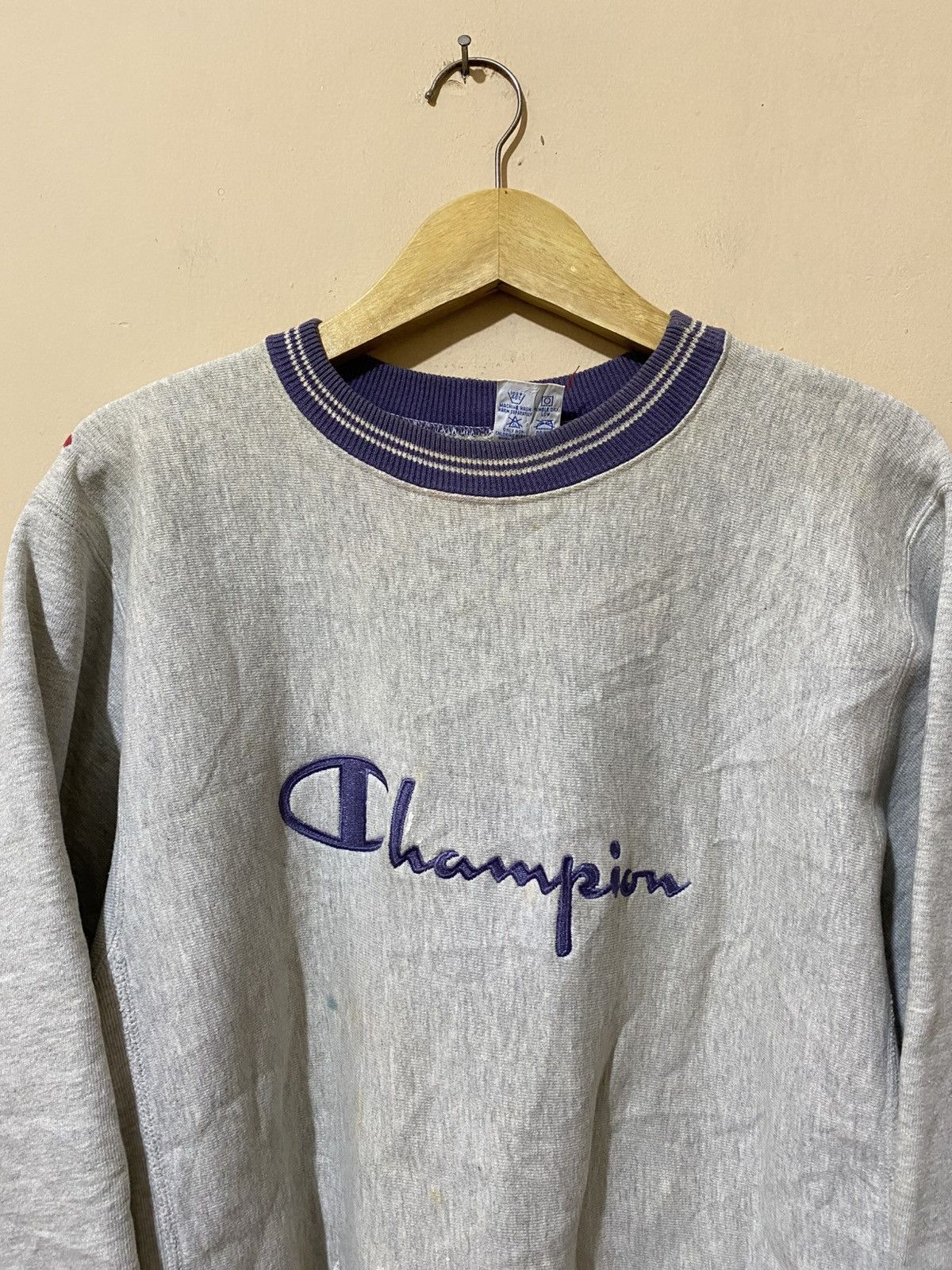 Champion 80s Vintage Champion Reverse Weave Big Logo Sweatshirt Size US L / EU 52-54 / 3 - 3 Thumbnail