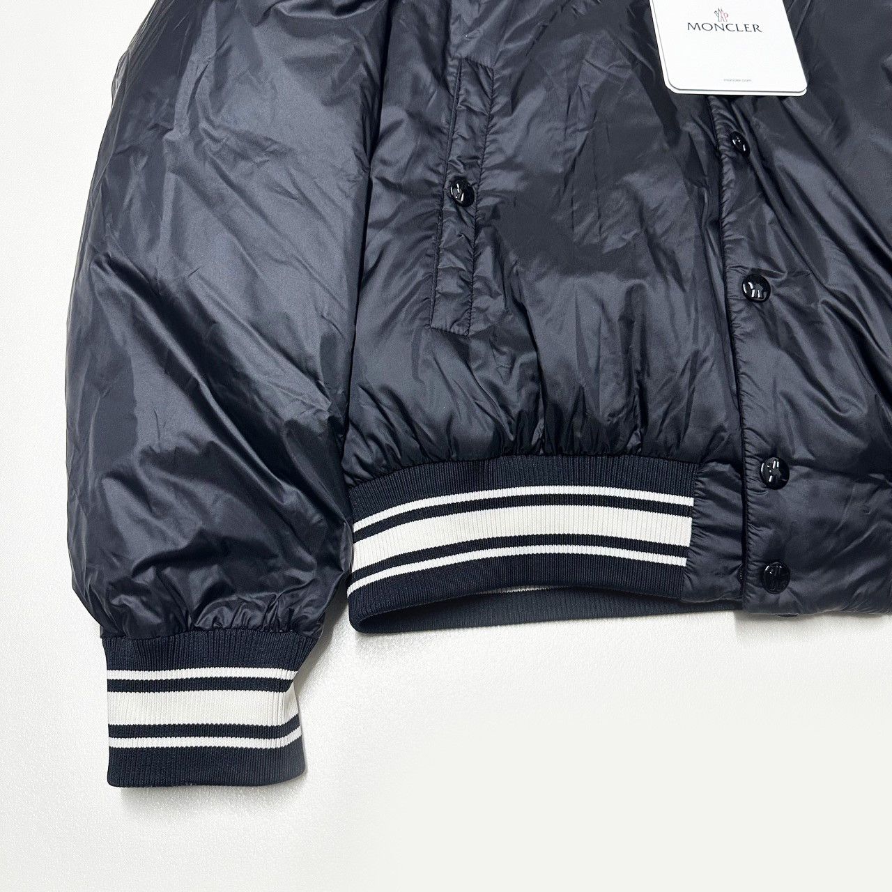 Moncler Moncler Reversible bouchet size 2 medium m black Mens jacket Size US M / EU 48-50 / 2 - 15 Thumbnail