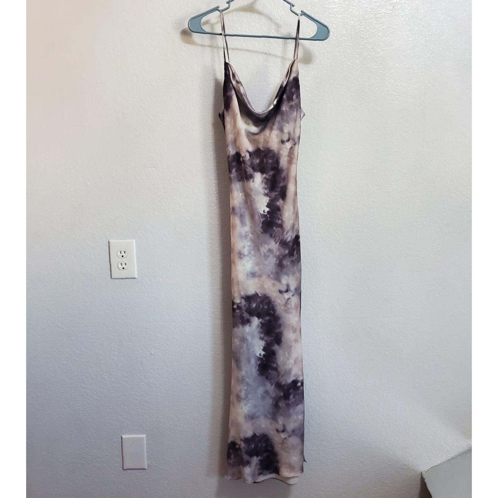 superdown VINTAGE Superdown Revolve Krystal Slit Maxi Dress Women S Grey Tie Dye Sleeveless Slip Size S / US 4 / IT 40 - 4 Thumbnail
