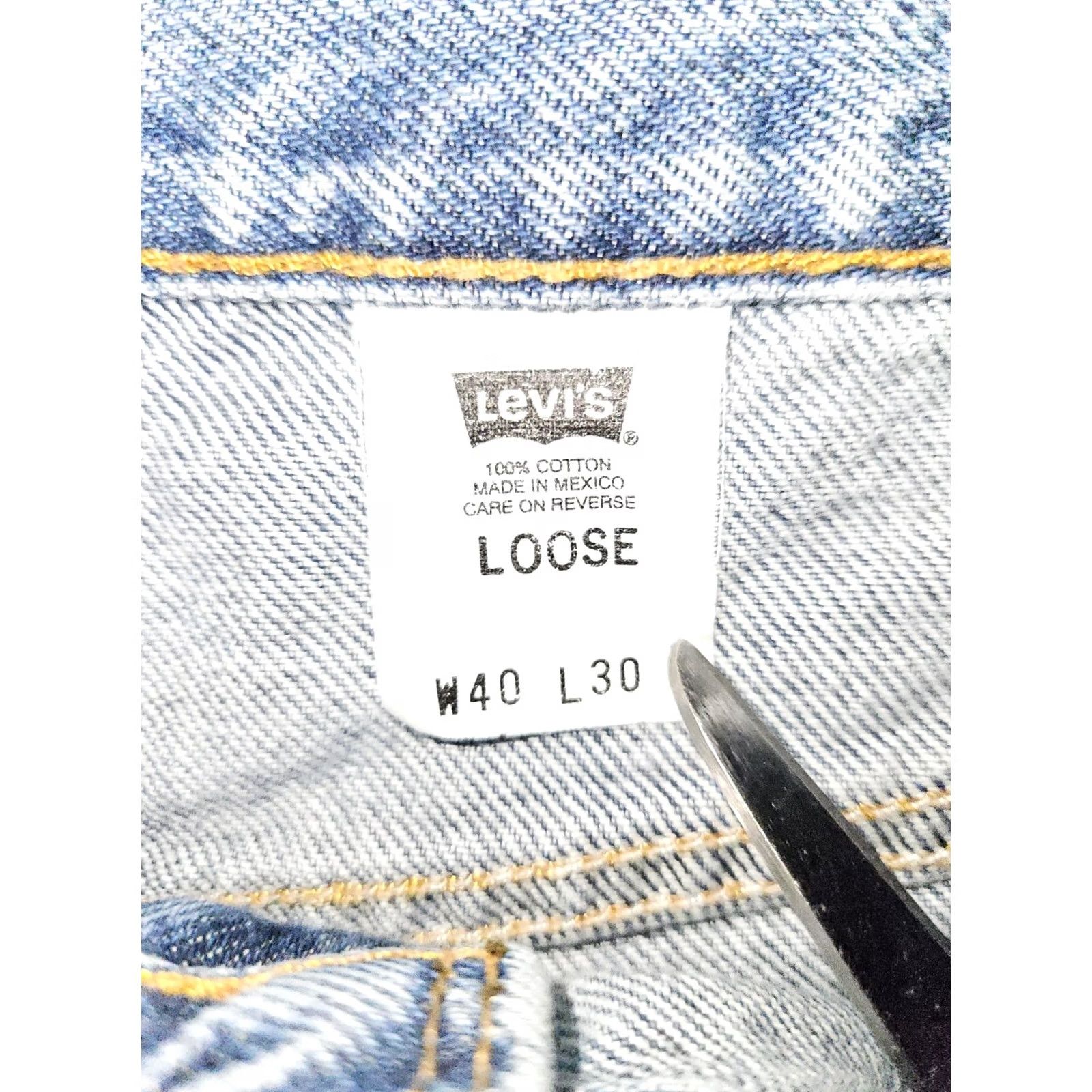 Levi's VINTAGE Levi's 545 Jeans Men 40x30 Tapered Loose High Rise Blue Gold Tab 90s Cowboy Distressed N/A Size US 40 / EU 56 - 2 Thumbnail