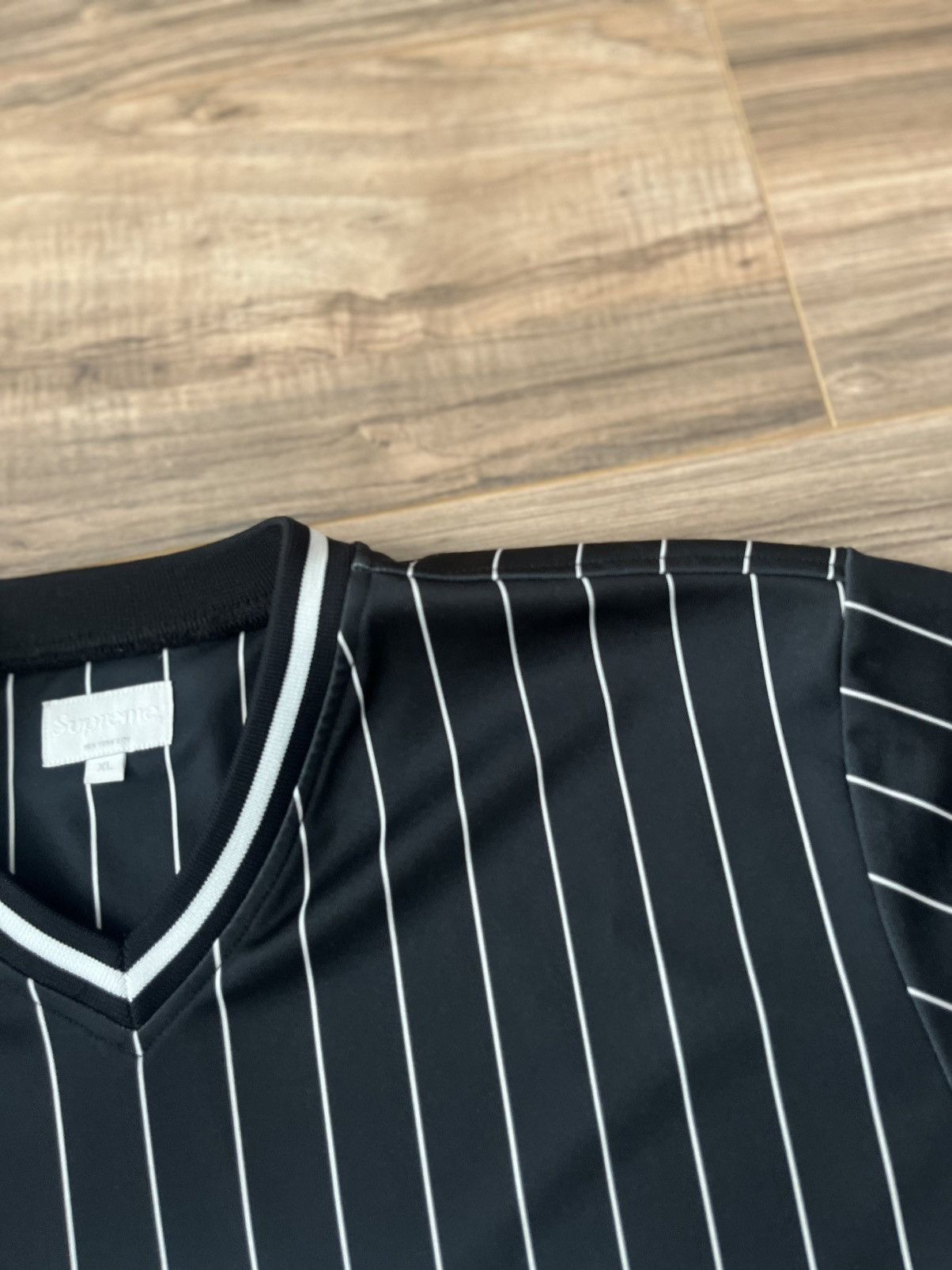 Supreme Supreme Pinstripe Baseball Jersey Size US XL / EU 56 / 4 - 12 Thumbnail