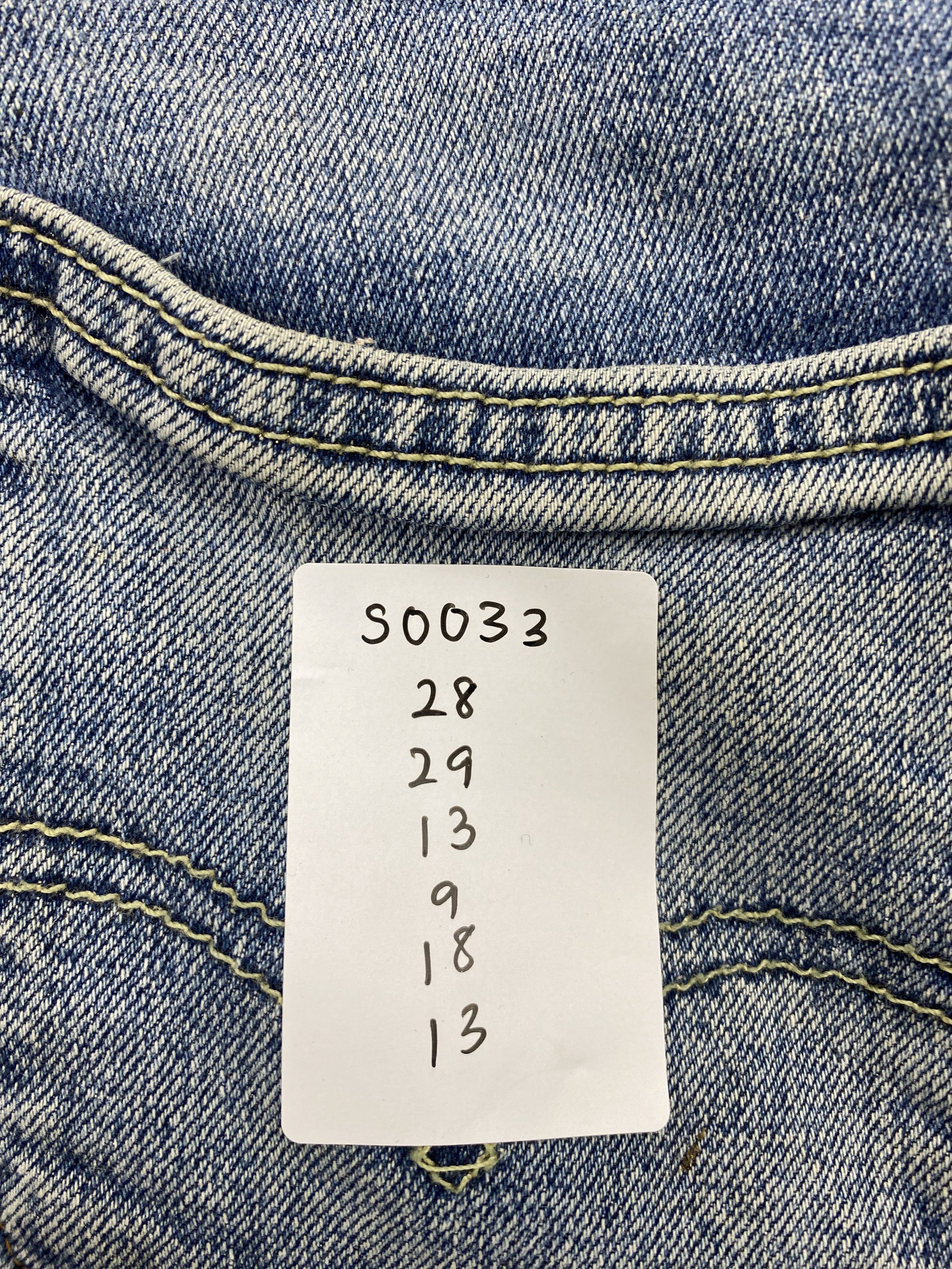 Levi's Vintage Distressed Levis 511 Faded Blue Jeans S0033 Size US 28 / EU 44 - 16 Thumbnail